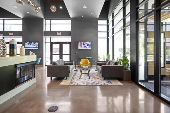 Apartment Cozysuites Upscale Modern 2br Broad Ripple *