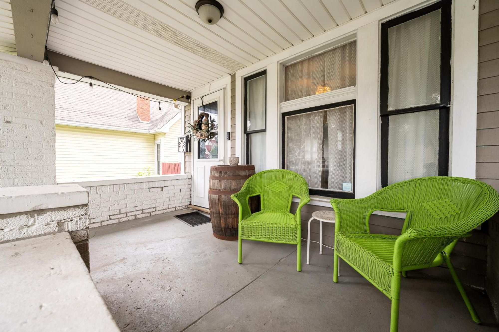 5 Min Fountain Square - Cozy Bates-hendricks Holiday home