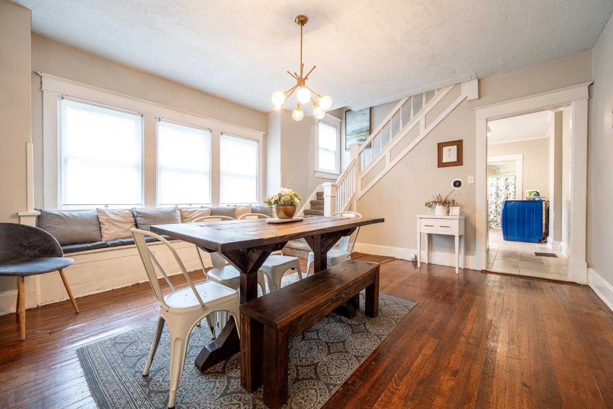5 Min Fountain Square - Cozy Bates-hendricks Holiday home