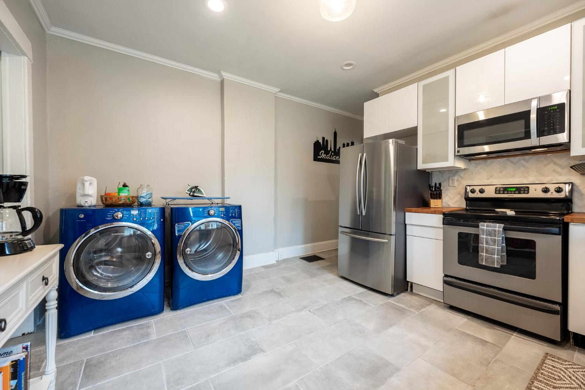 Holiday home 5 Min Fountain Square - Cozy Bates-hendricks Indianapolis