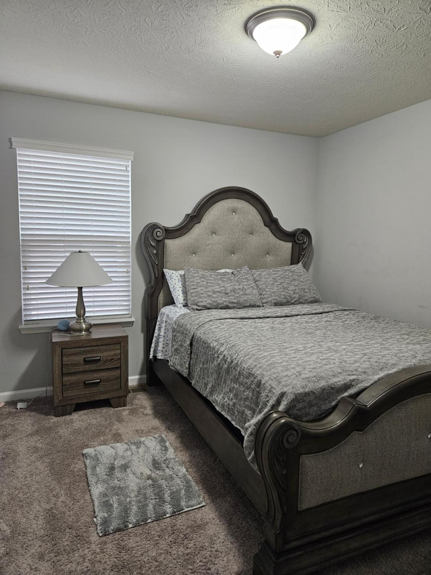 Beautiful Lillies Place - Brand New Near Downtown * Indianapolis