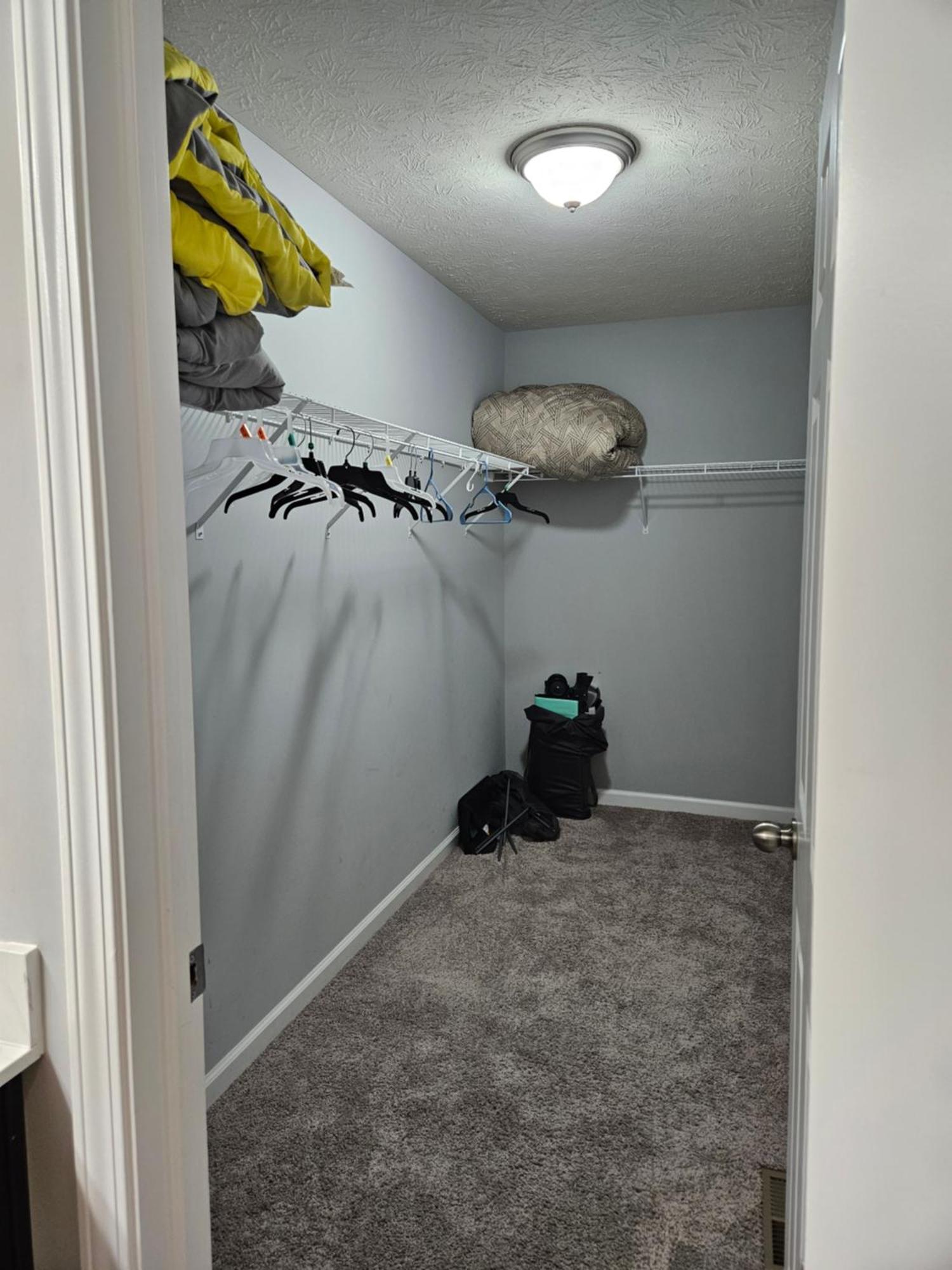 Beautiful Lillies Place - Brand New Near Downtown * Indianapolis