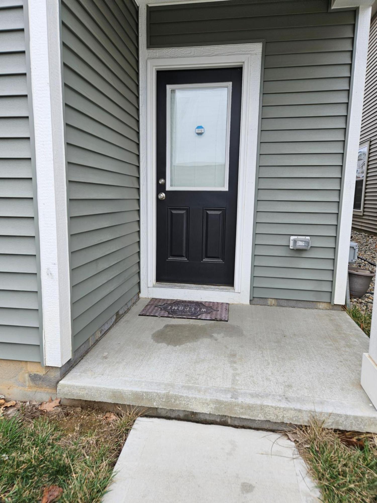Beautiful Lillies Place - Brand New Near Downtown *
