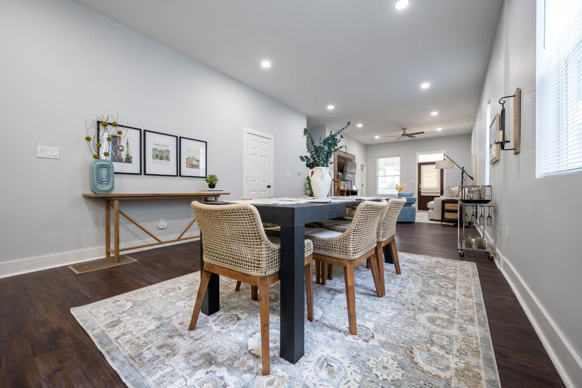 Charming Home~5 Min To Lucas Oil Indianapolis