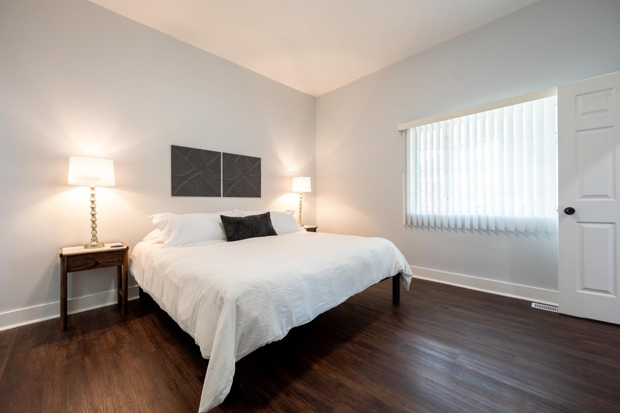 Charming Home~5 Min To Lucas Oil Indianapolis