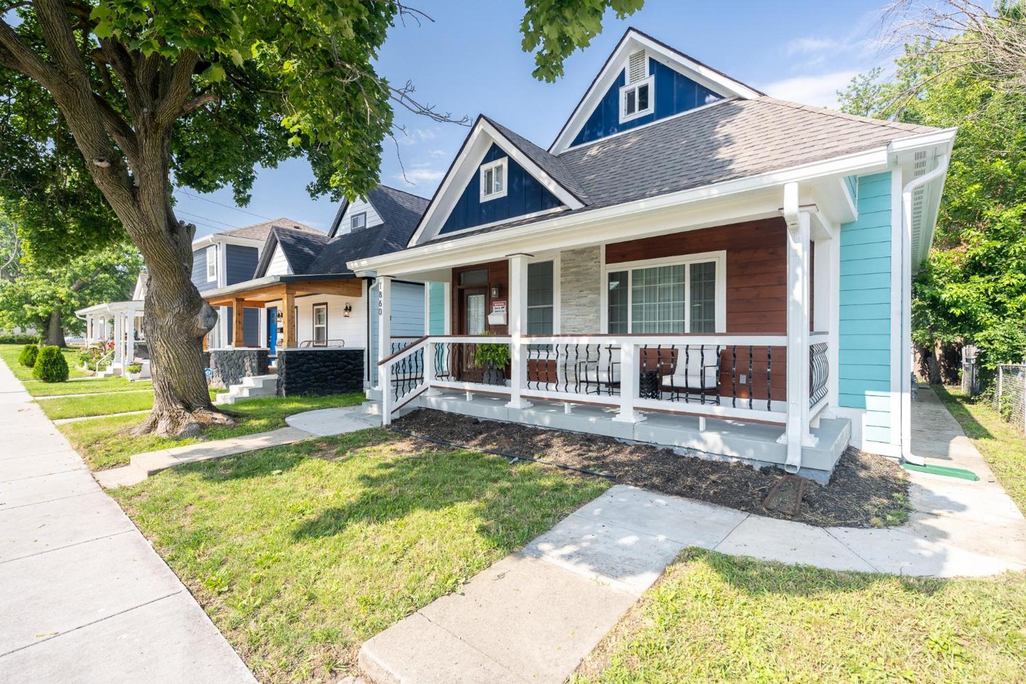 Charming Home~5 Min To Lucas Oil