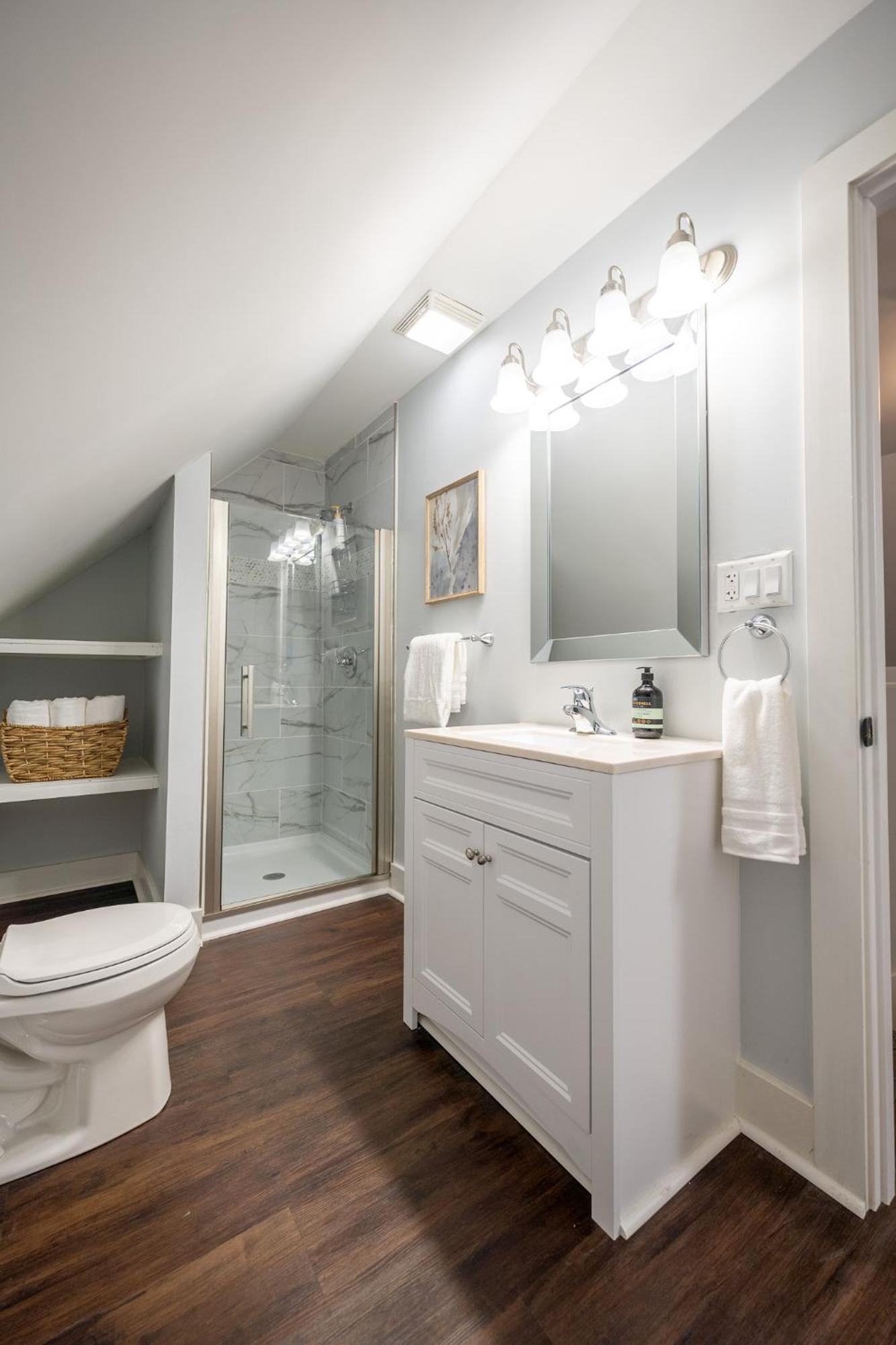 Charming Home~5 Min To Lucas Oil * Indianapolis