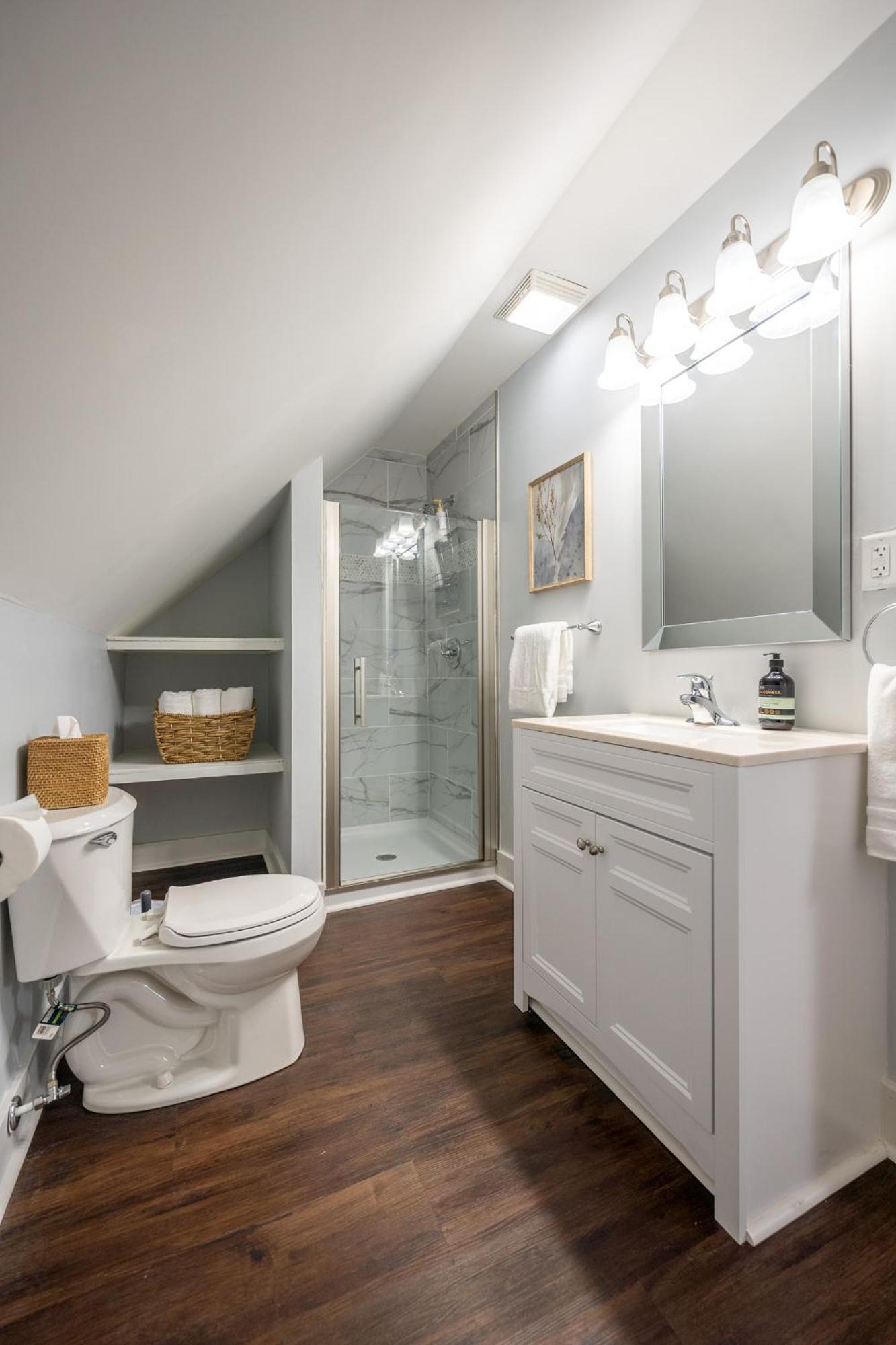 Charming Home~5 Min To Lucas Oil * Indianapolis
