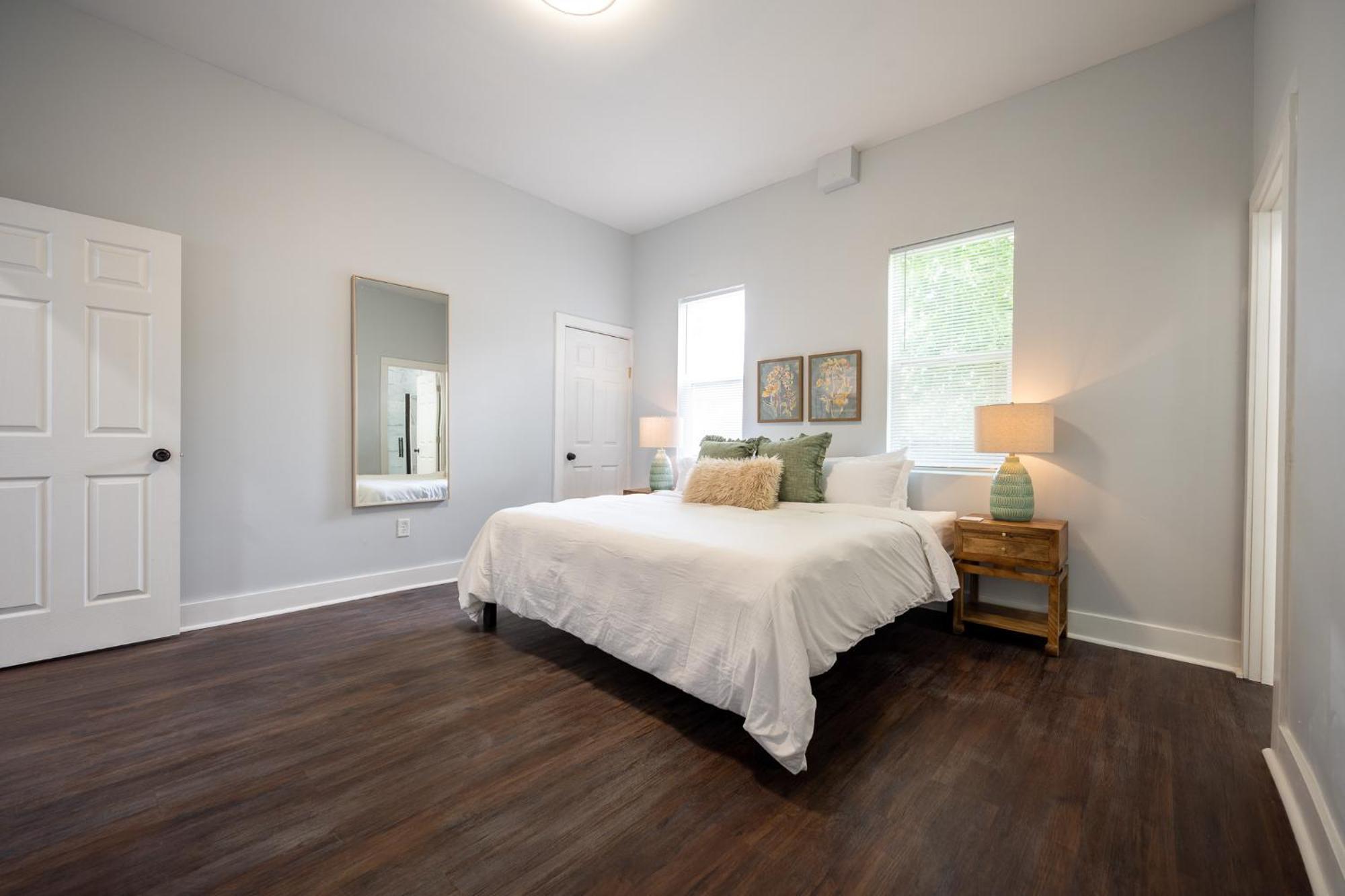 Charming Home~5 Min To Lucas Oil Indianapolis