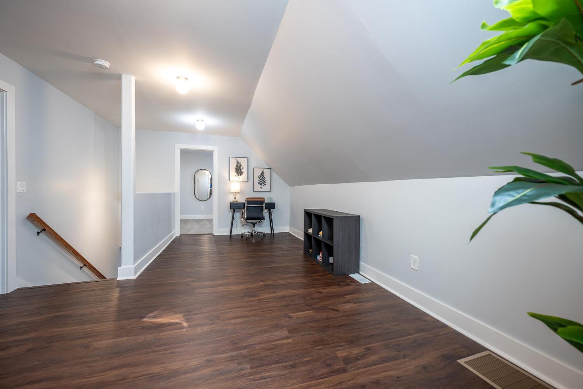 Charming Home~5 Min To Lucas Oil Indianapolis