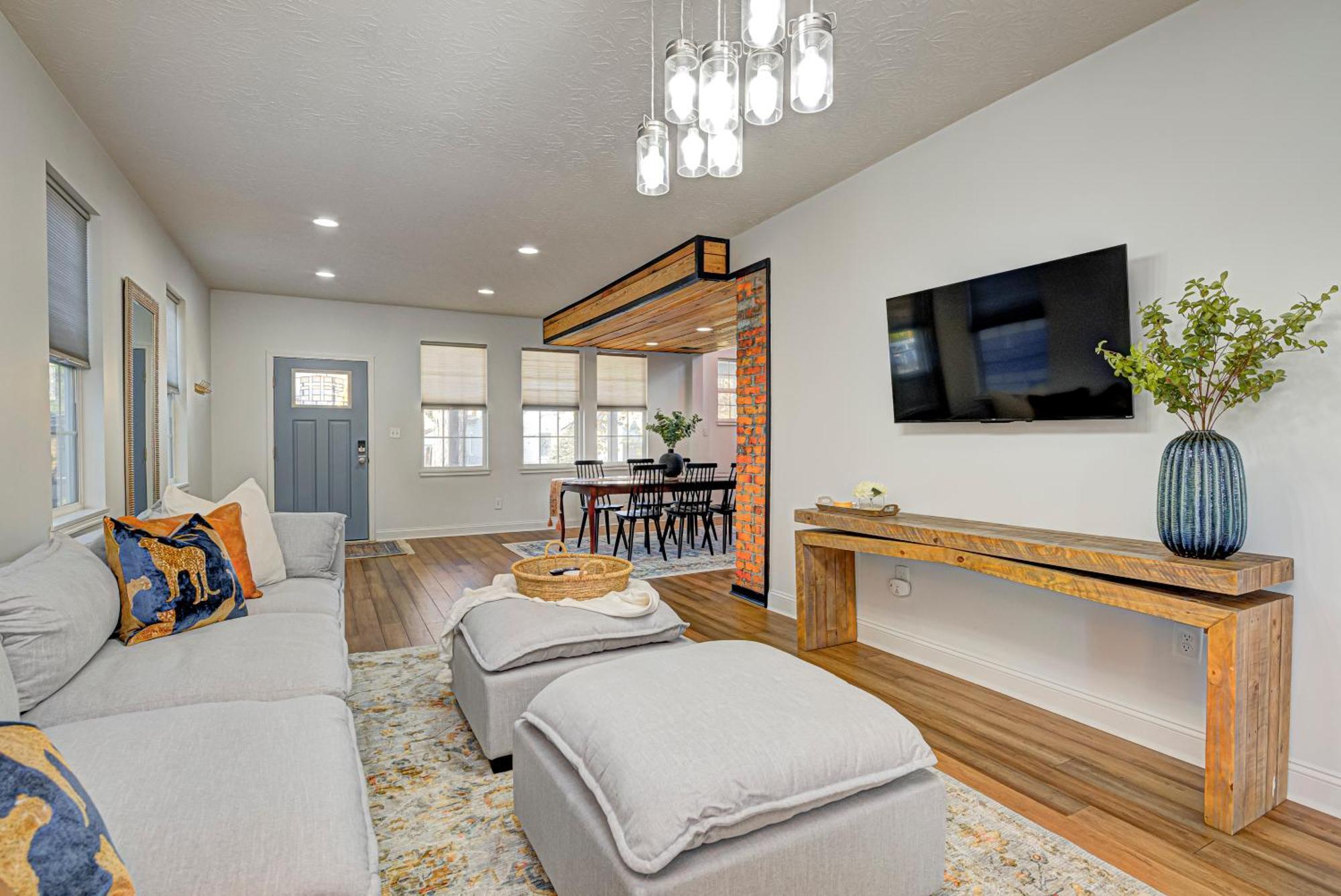 Spacious Bates-hendricks ~ 5 Min To Lucas Oil Holiday home *