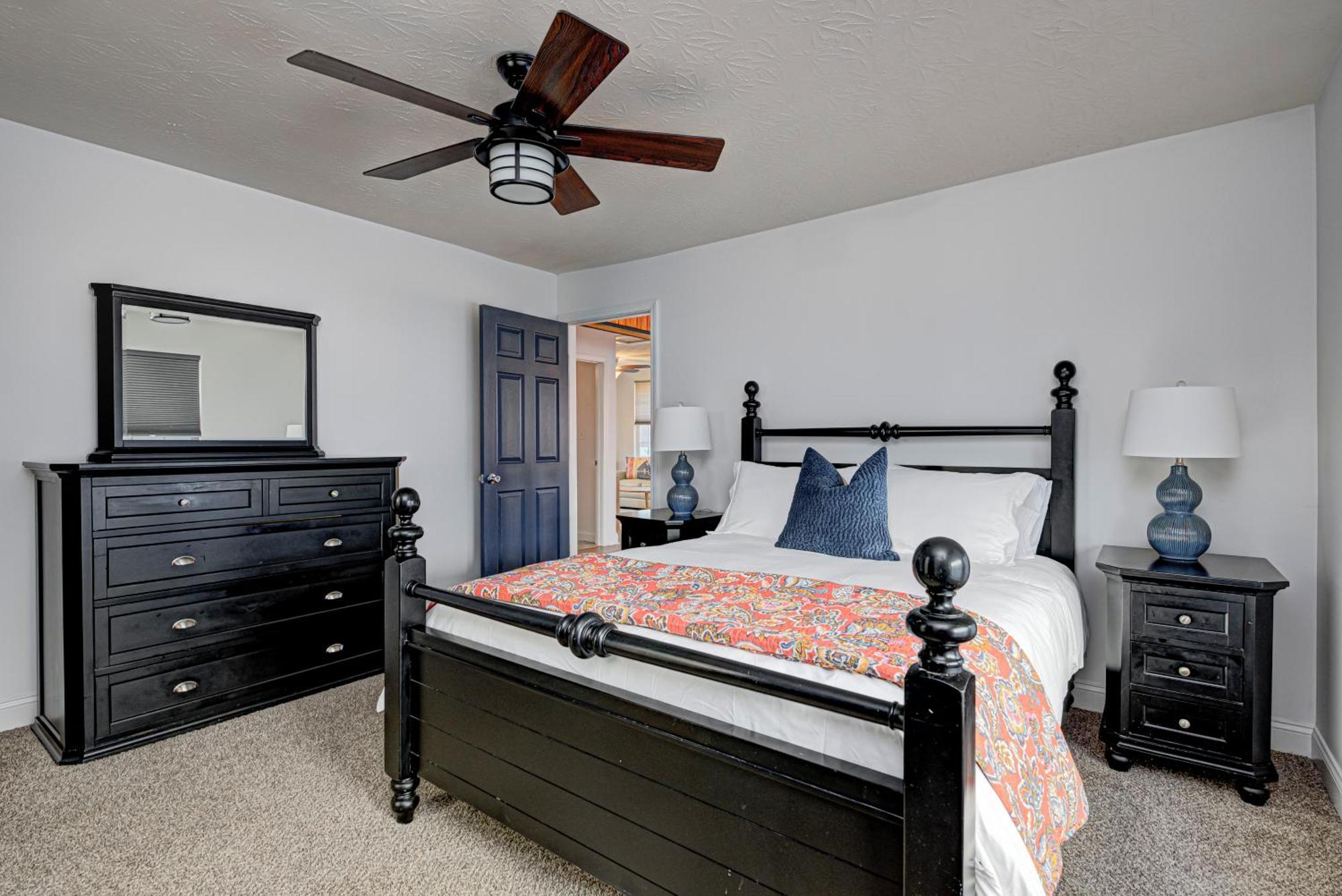 Spacious Bates-hendricks ~ 5 Min To Lucas Oil * Indianapolis