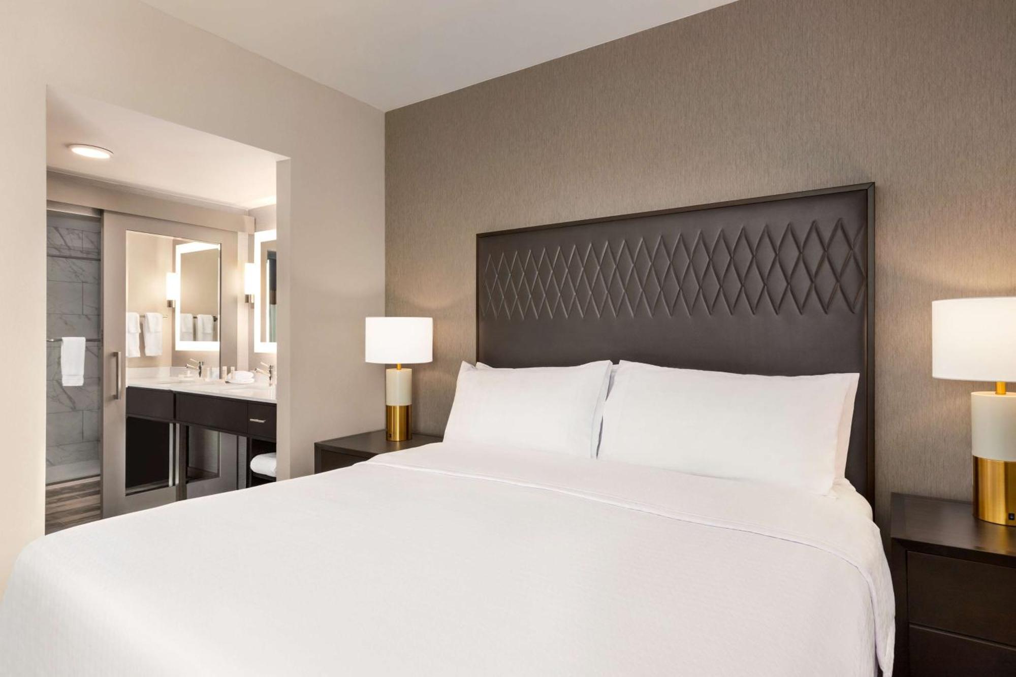 Homewood By Hilton Downtown Iupui Hotel 3*