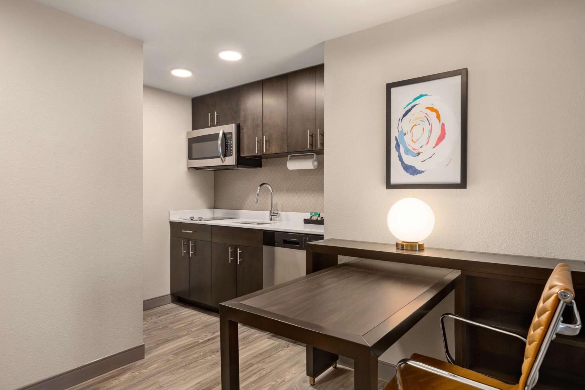 Homewood By Hilton Downtown Iupui Hotel Indianapolis