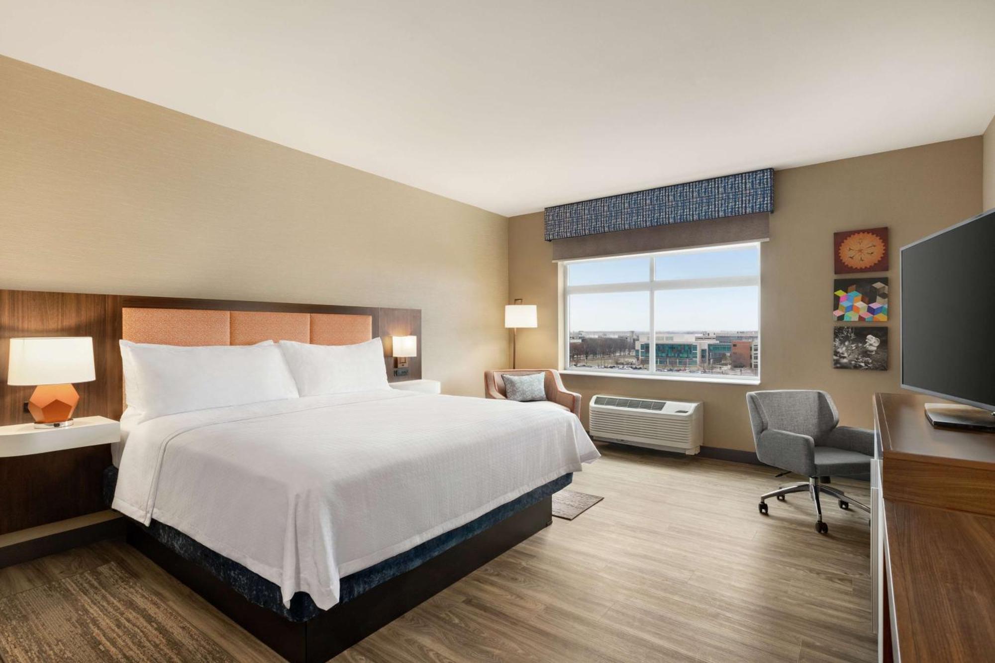Hotel Hampton Downtown Iupui 3*