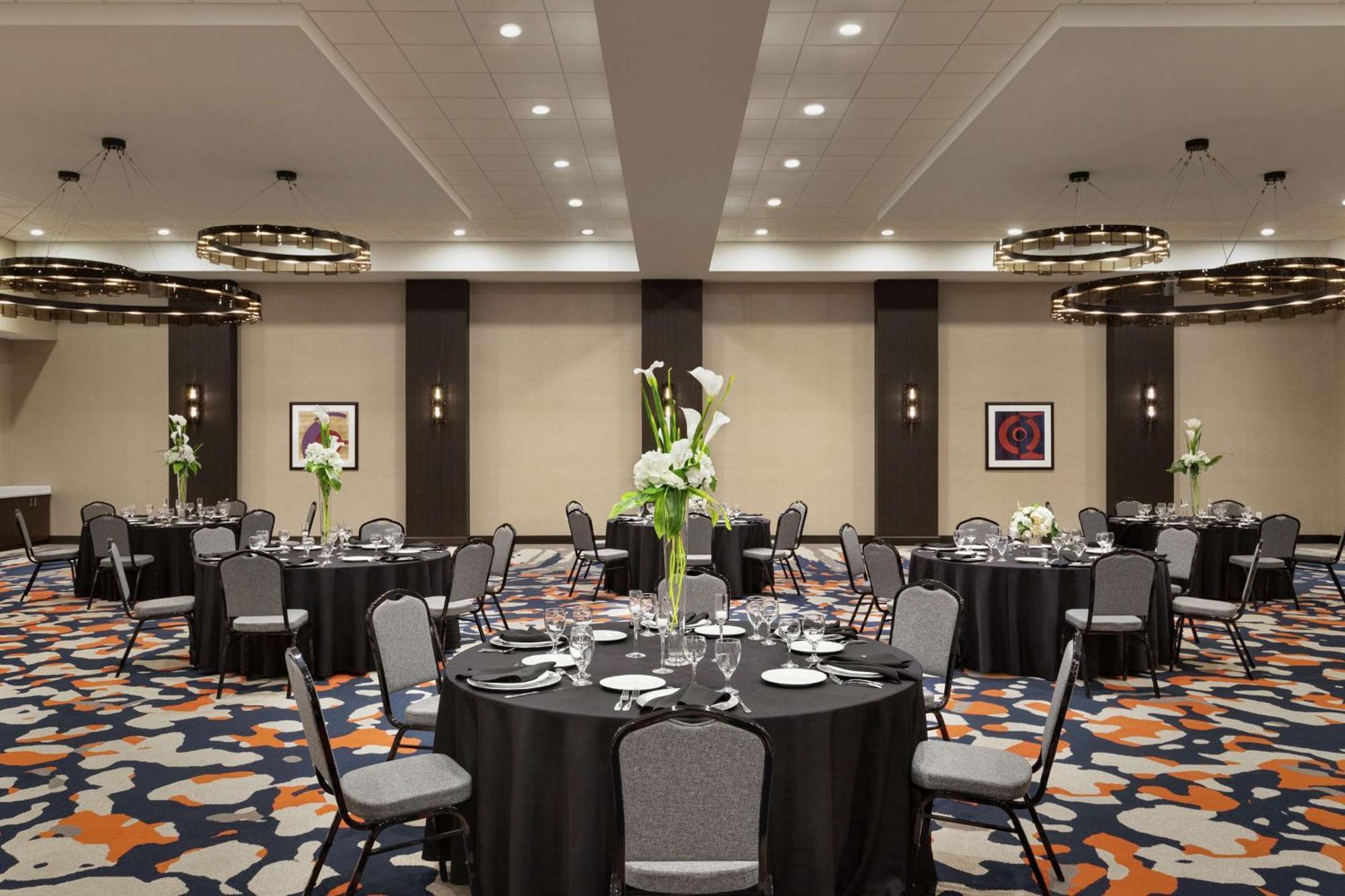 Hotel Hampton Downtown Iupui Indianapolis