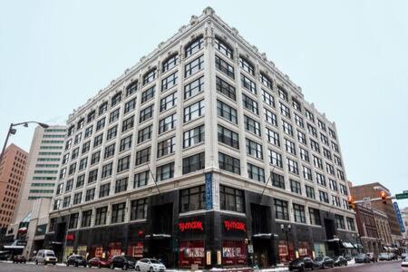 5br Cozysuites The Block With Direct Skybridge Access Apartment *
