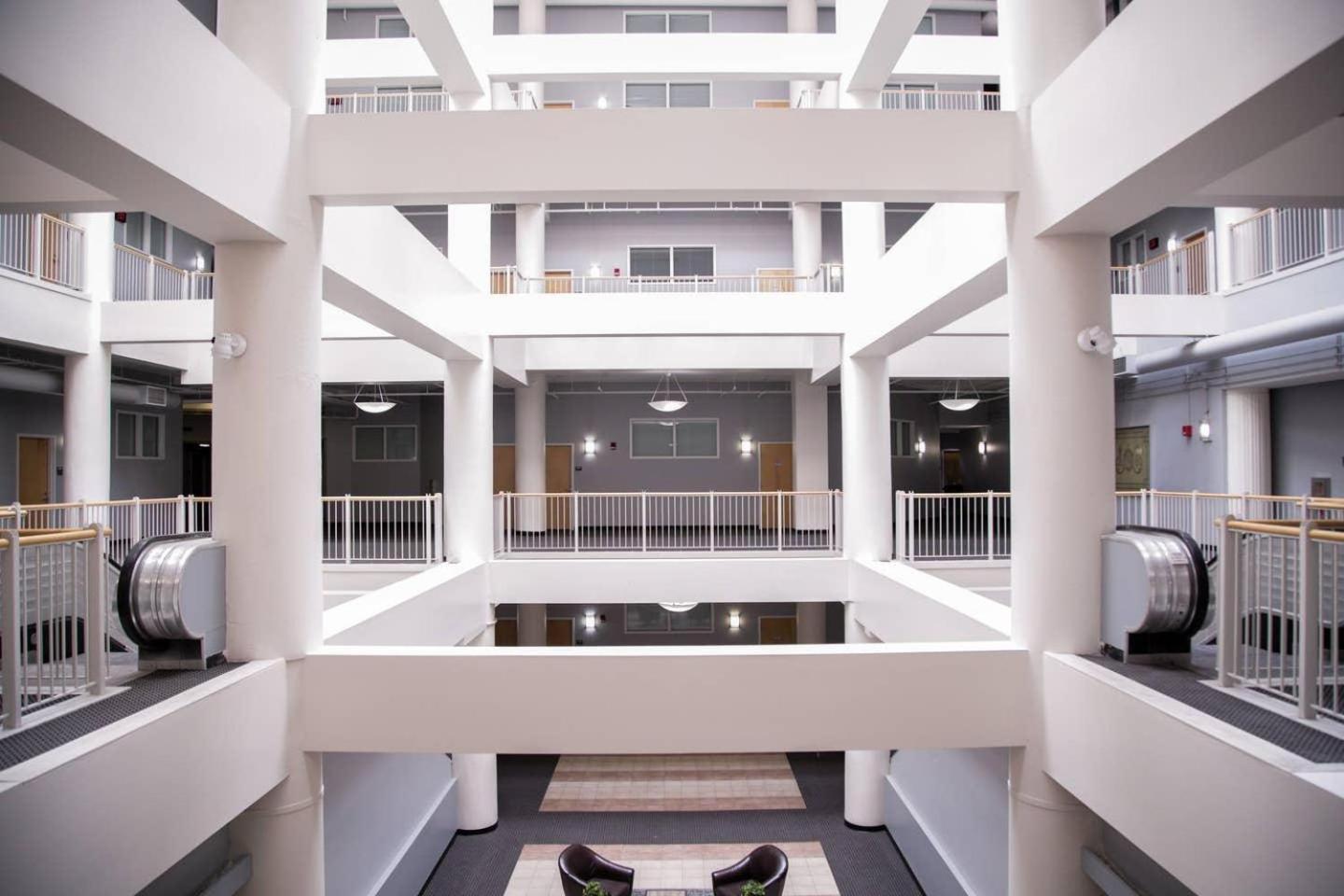 Cozysuites - 2br With Direct Skybridge Access #11 Apartment