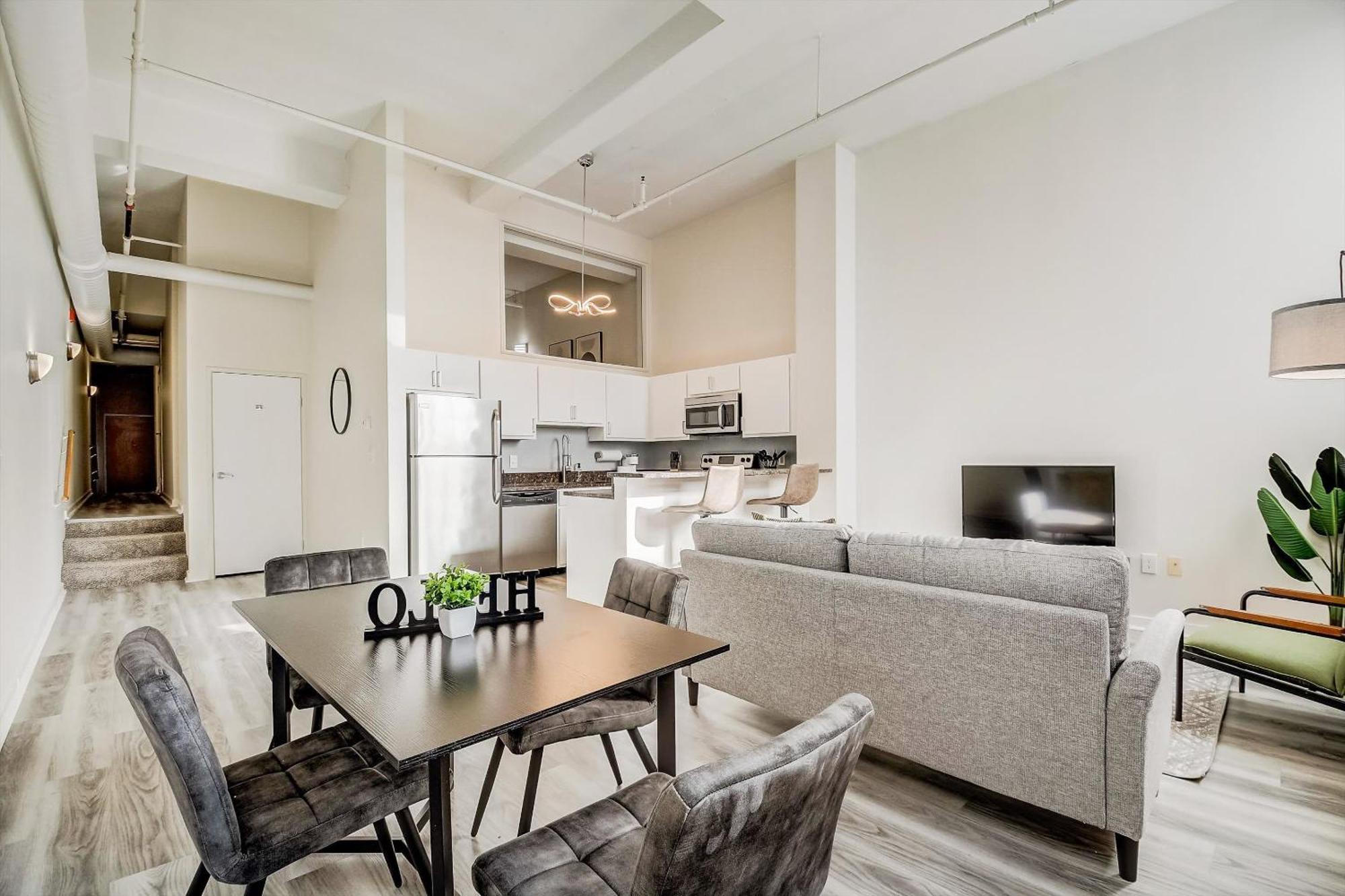 Cozysuites - 2br With Direct Skybridge Access #11 Apartment Indianapolis