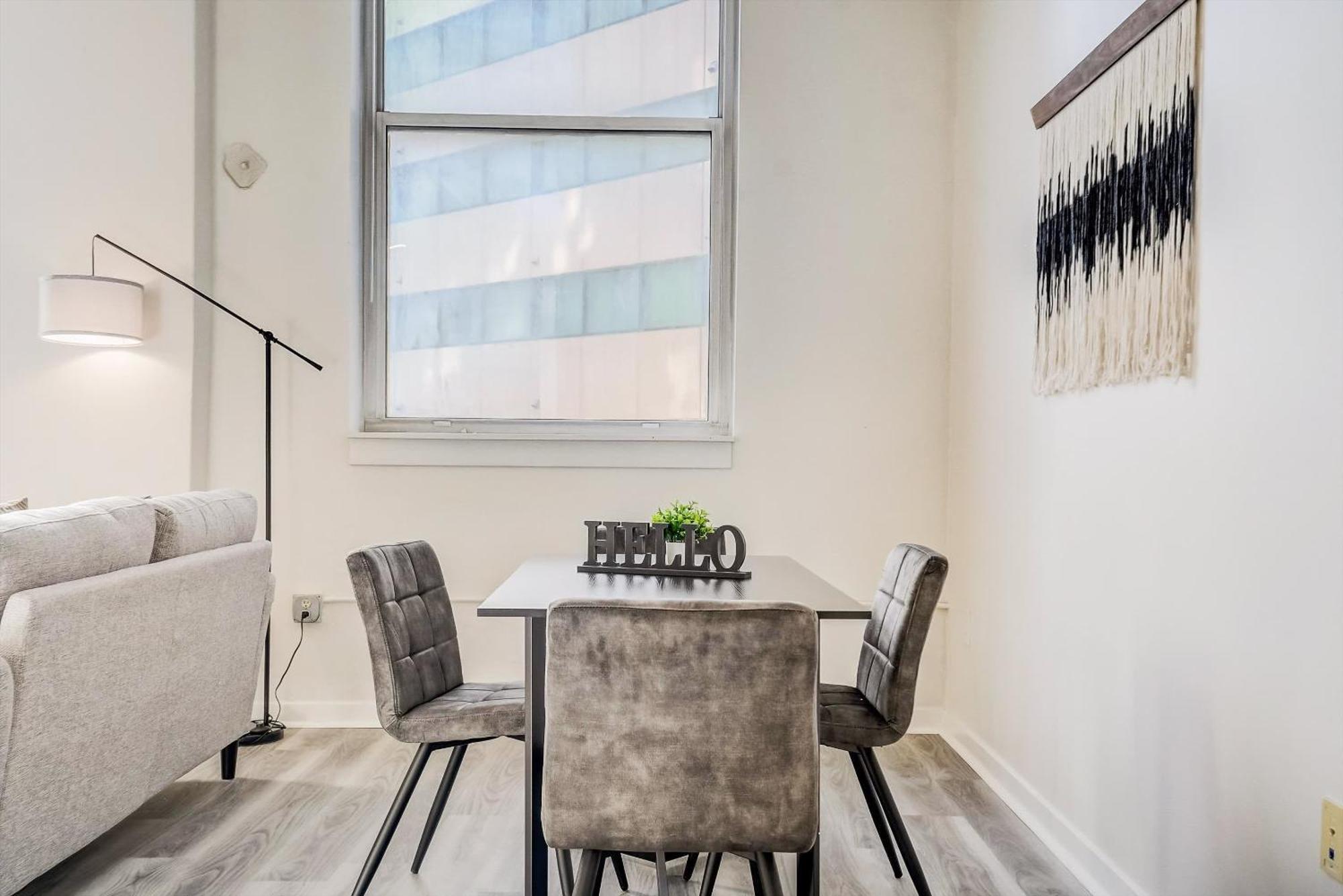 Cozysuites - 2br With Direct Skybridge Access #11