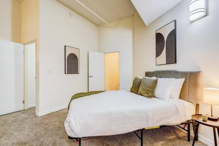 Cozysuites - 2br With Direct Skybridge Access #1 Apartment Indianapolis