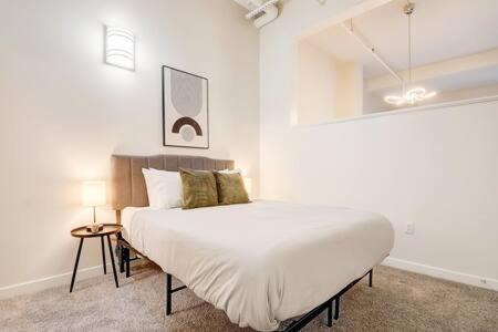 Cozysuites - 1br With Direct Skybridge Access #1 Apartment Indianapolis