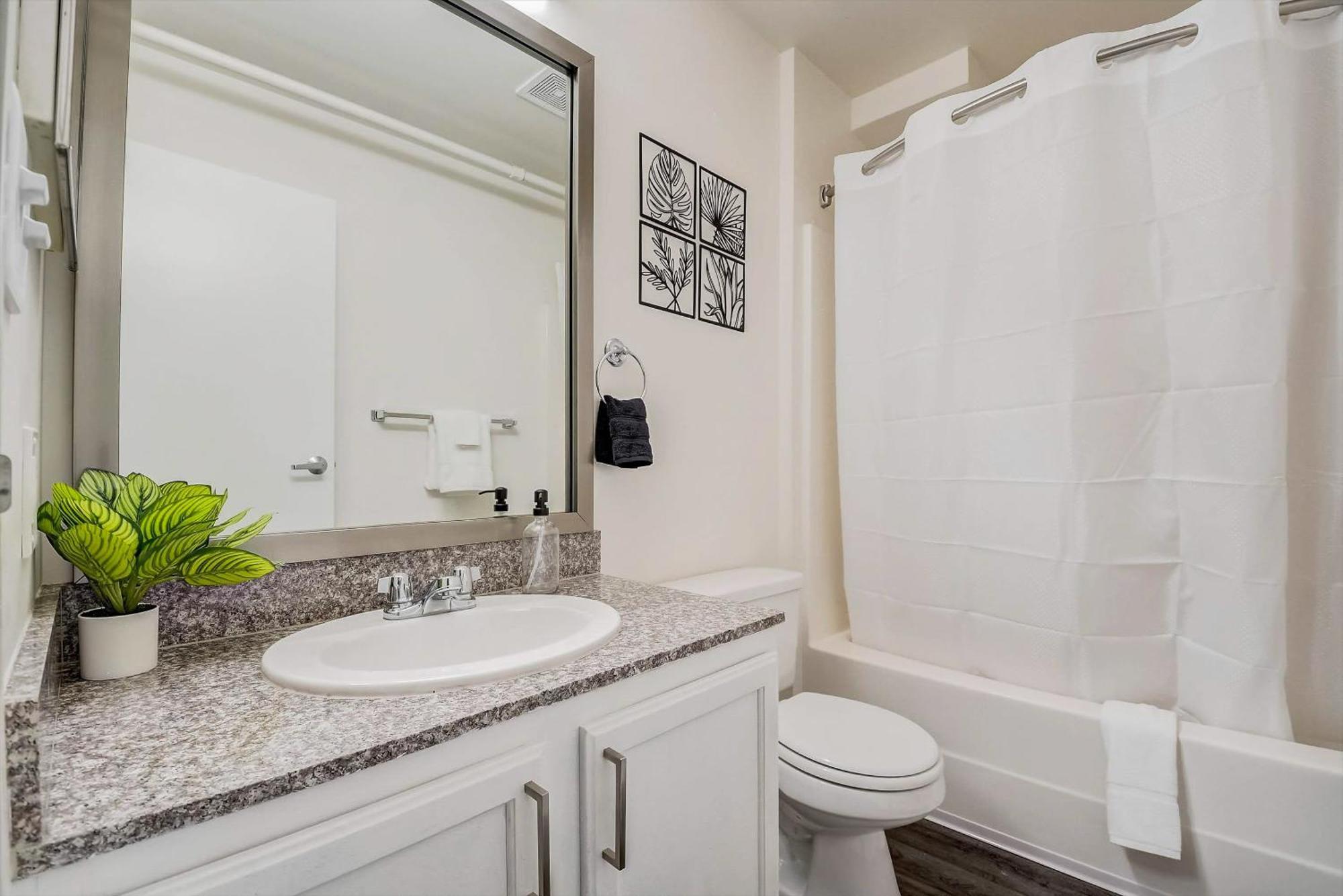 Cozysuites - 2br With Direct Skybridge Access #9 Indianapolis
