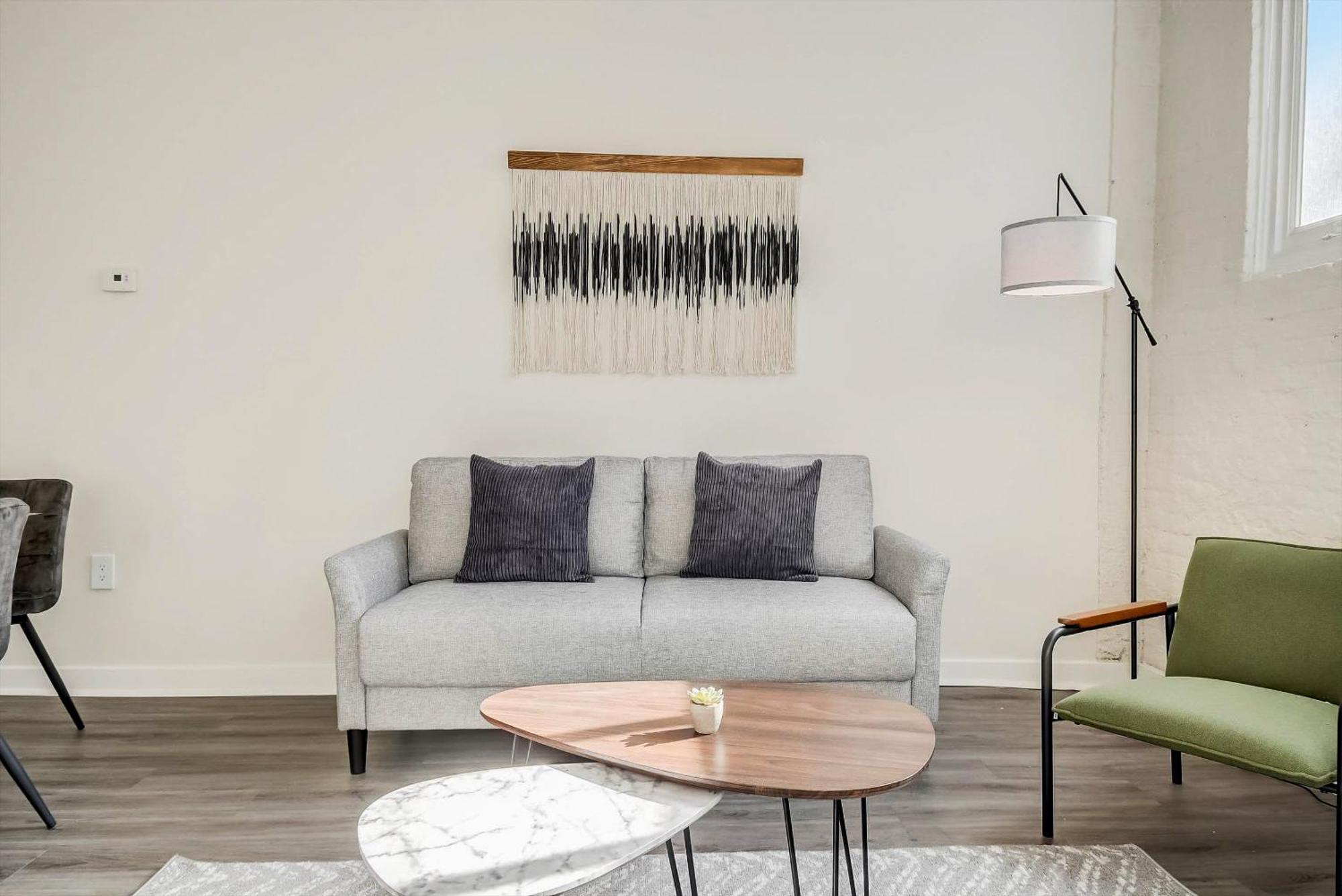 Cozysuites - 2br With Direct Skybridge Access #9