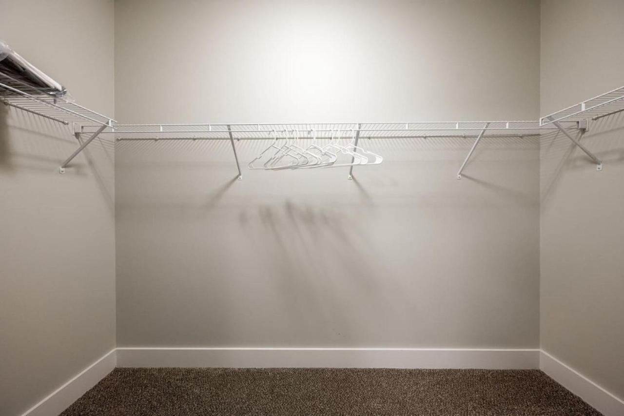 Apartment Private Keystone - Shared Indianapolis
