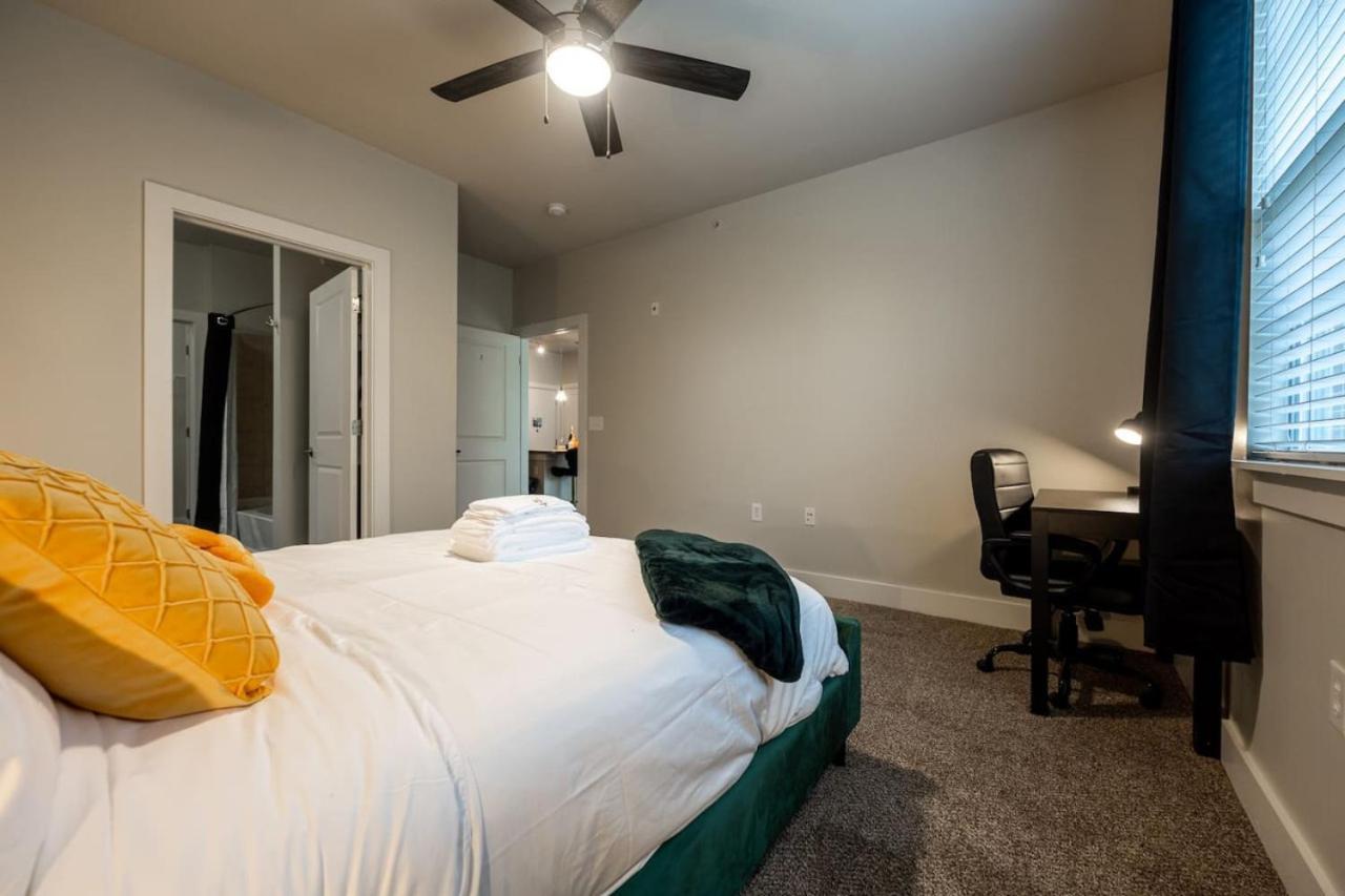 Private Keystone - Shared Apartment