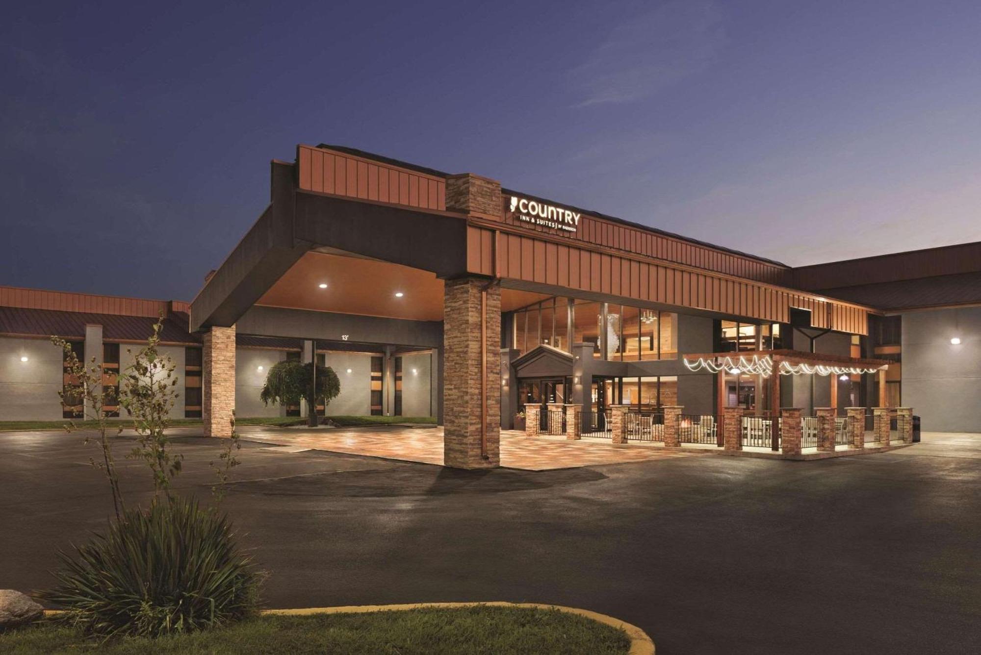 Country & By Radisson, East, In Hotel 3*