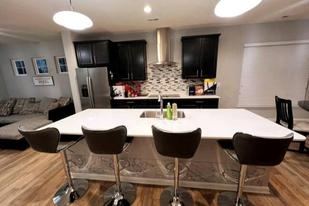 Holiday home Beautiful Lillies Place - Brand New Near Downtown Indianapolis