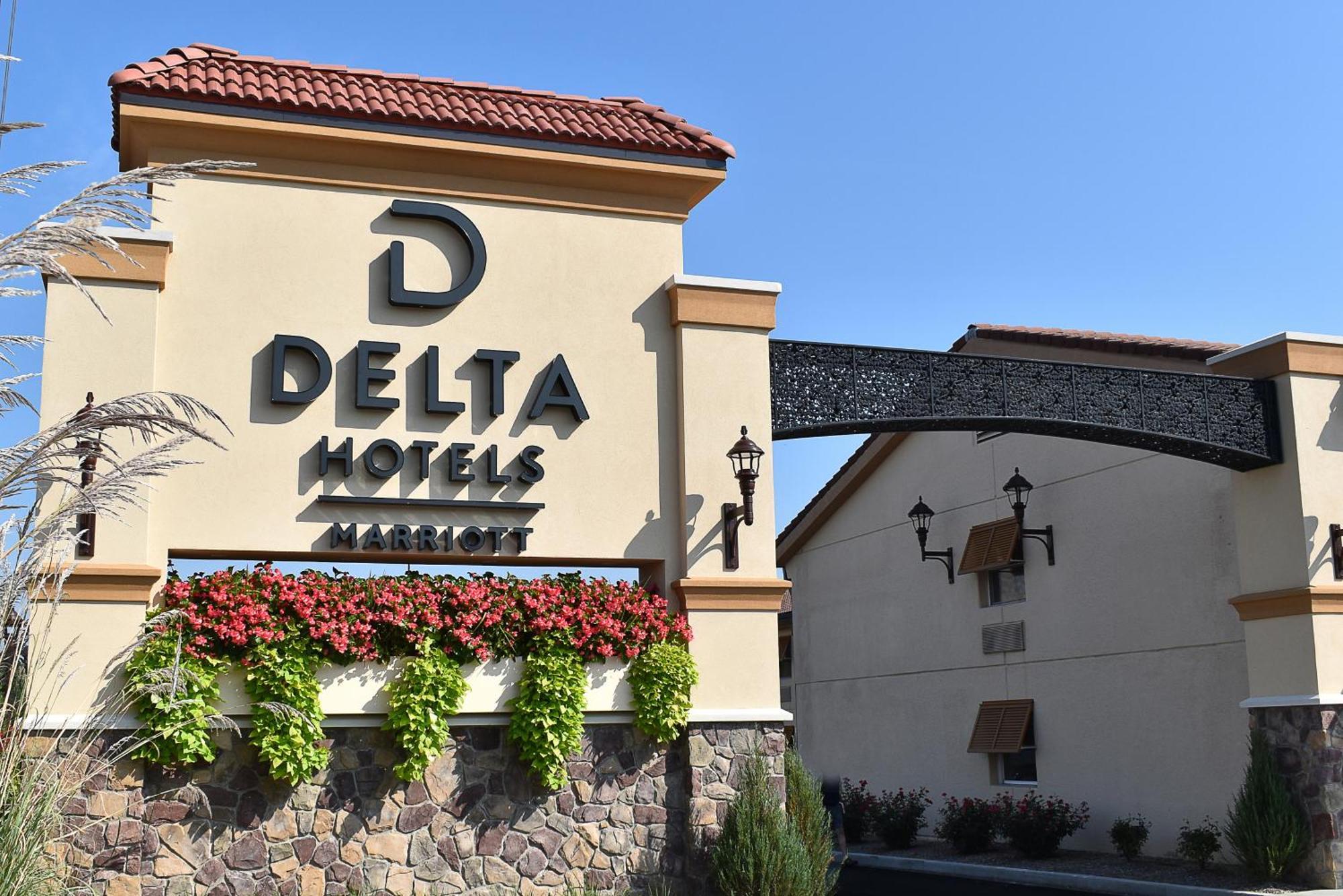 Hotel Delta By Marriott East Indianapolis