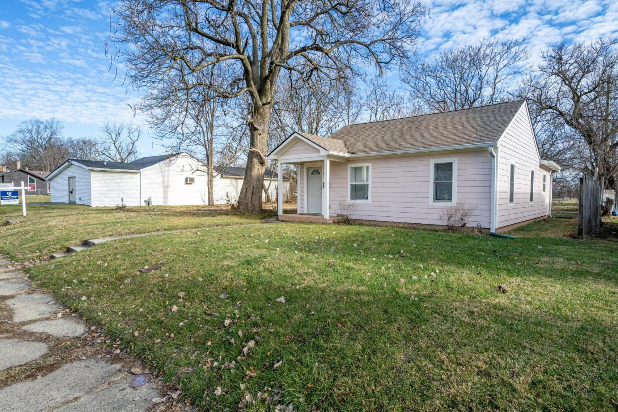 Centrally Located 3bd Urban Oasis *