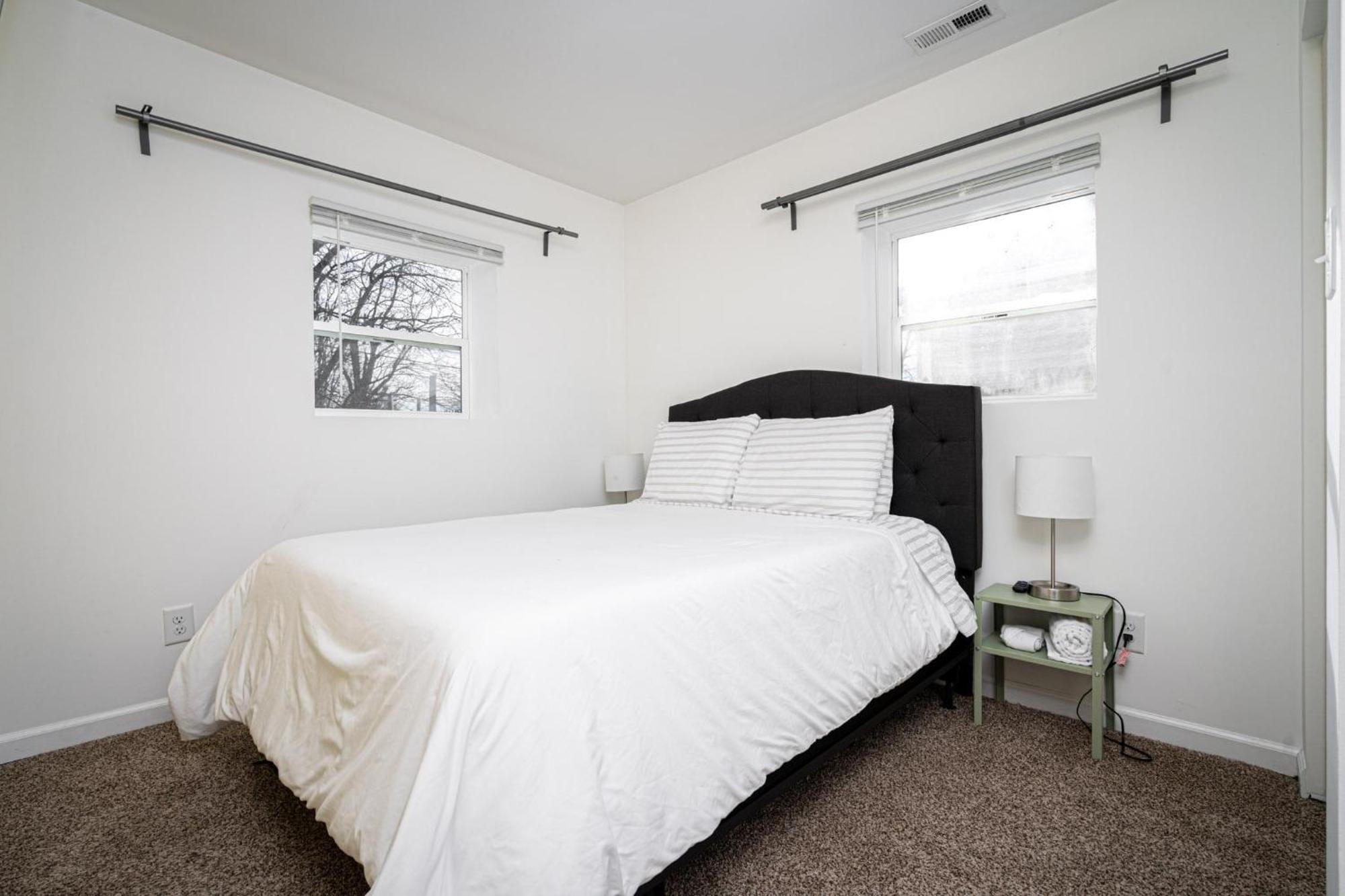 Centrally Located 3bd Urban Oasis