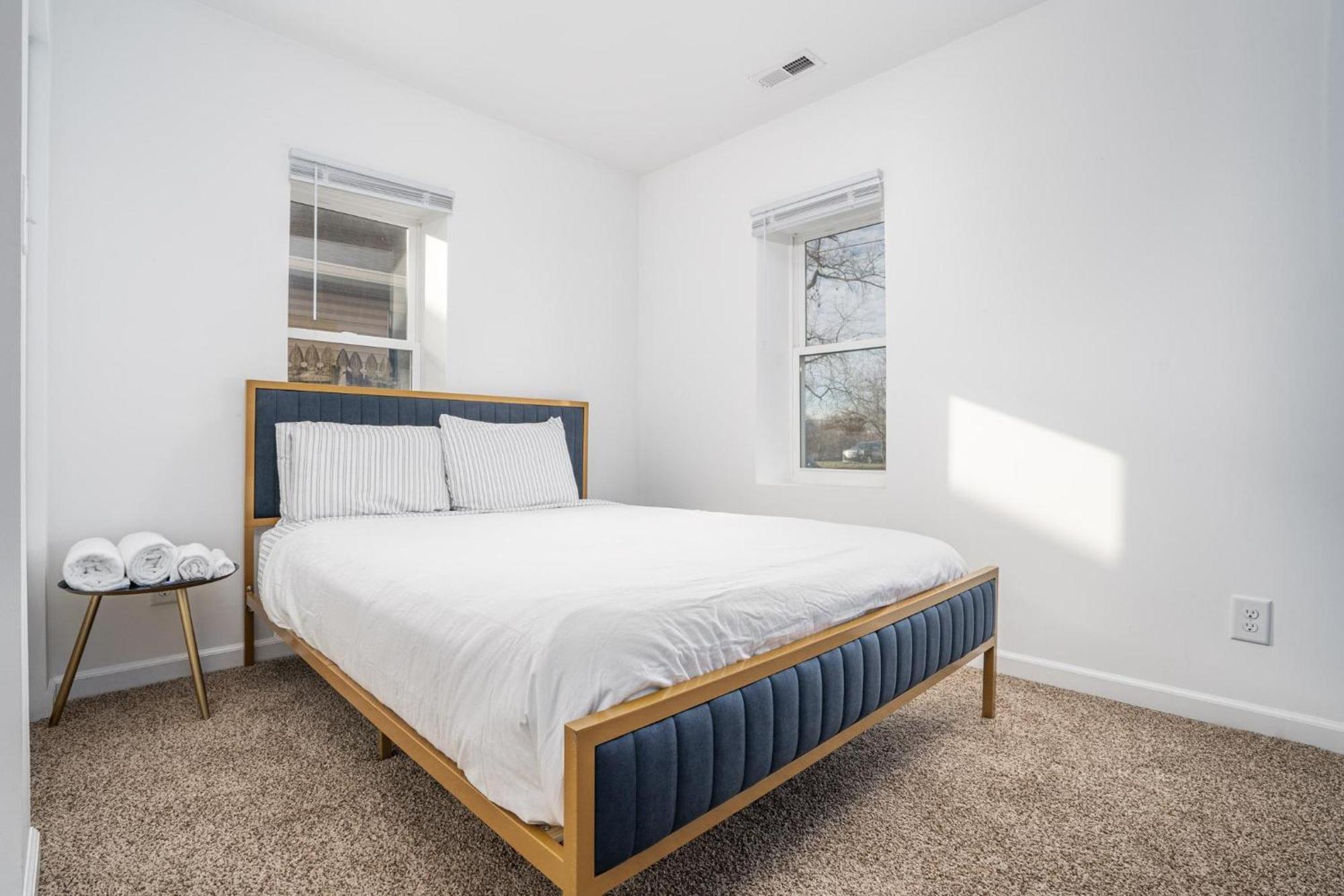 Centrally Located 3bd Urban Oasis