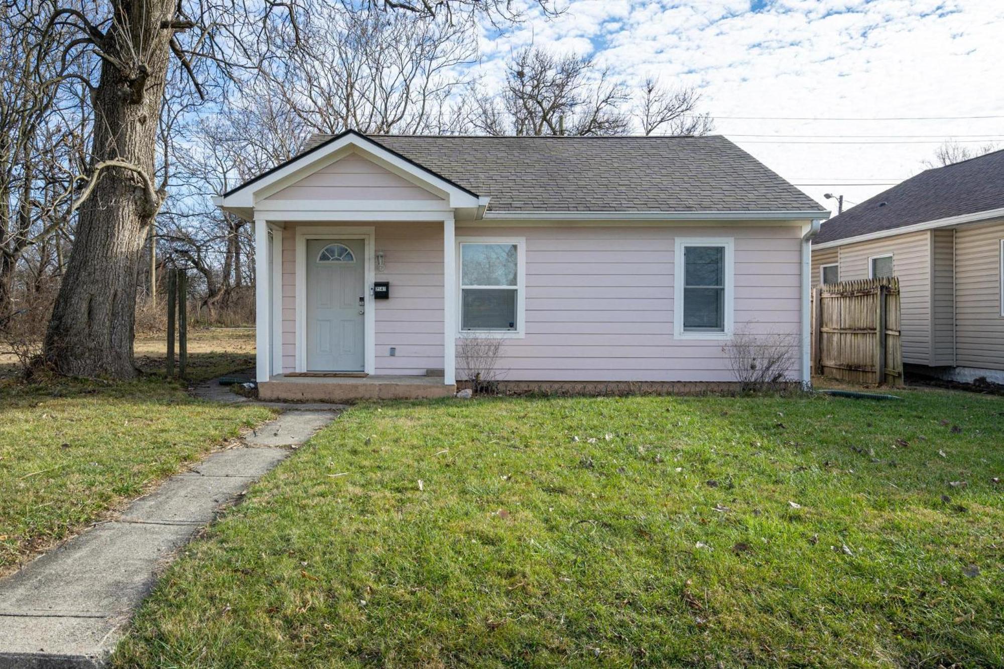 Centrally Located 3bd Urban Oasis