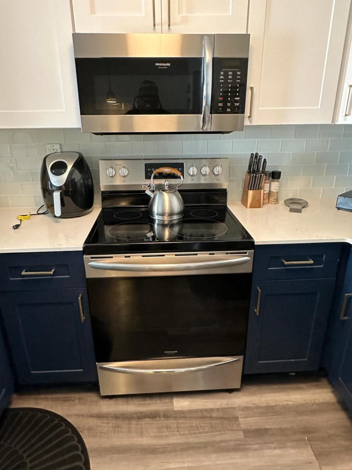 Downtown Luxury With Private Indoor Parking Apartment *