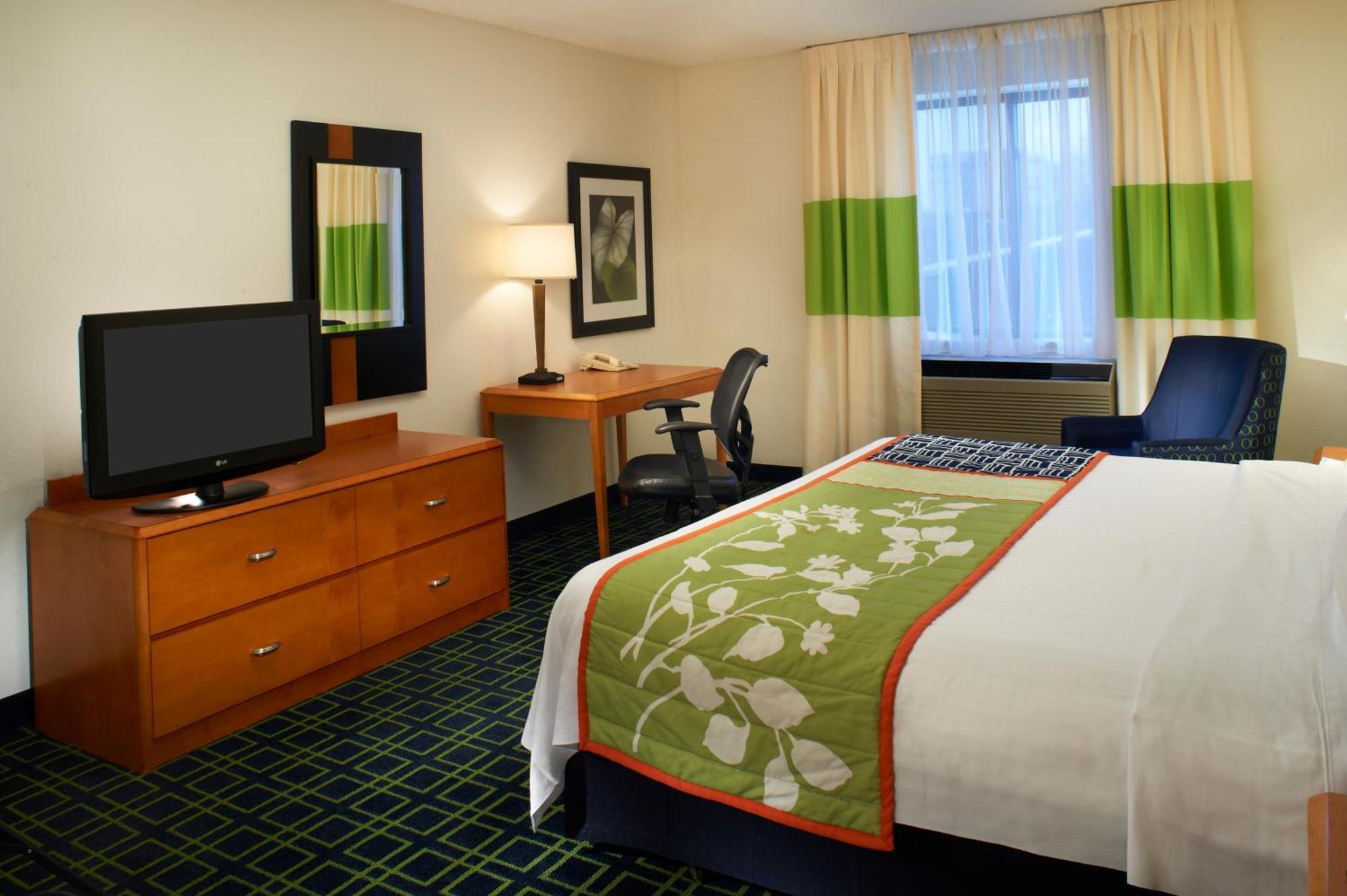 Delta By Marriott East Hotel 4*