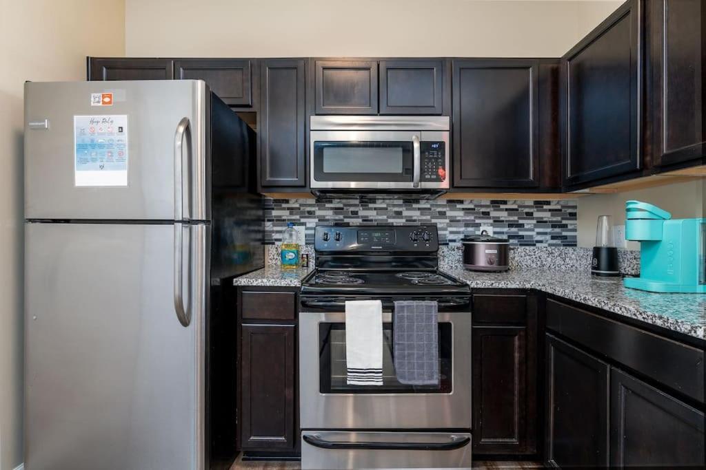 Stylish 1br On Downtown Indy Apartment *