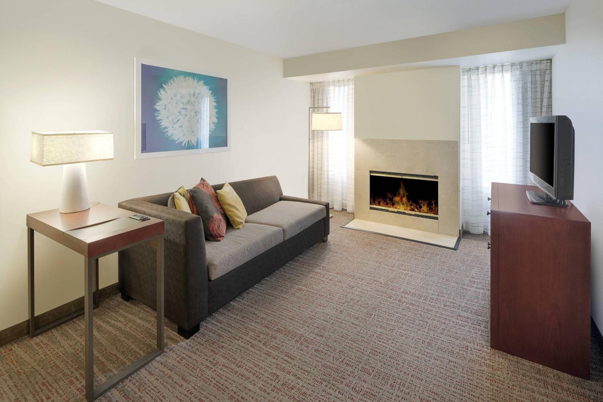 Hotel Airport Indianapolis