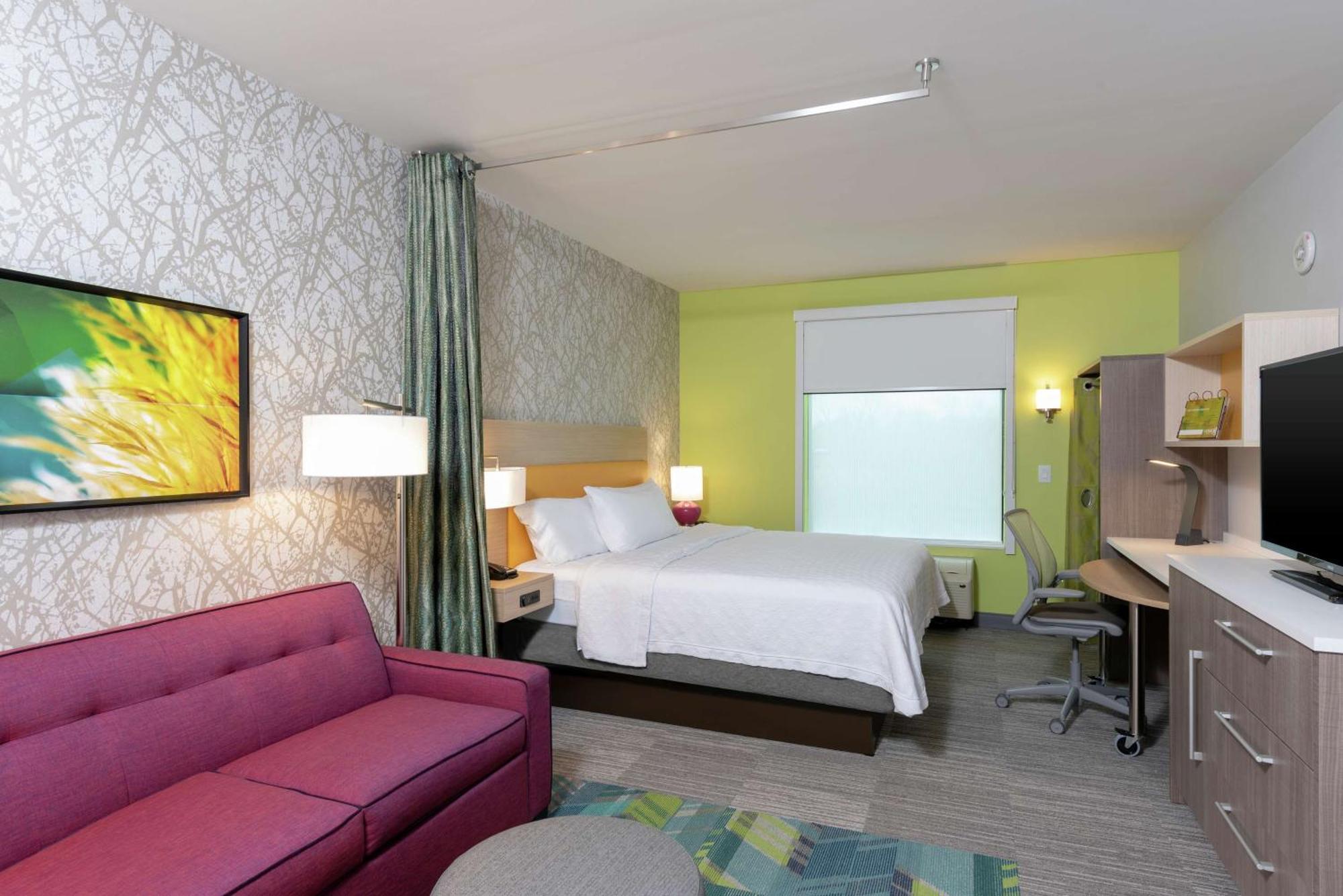 Home2 By Hilton Airport Hotel Indianapolis