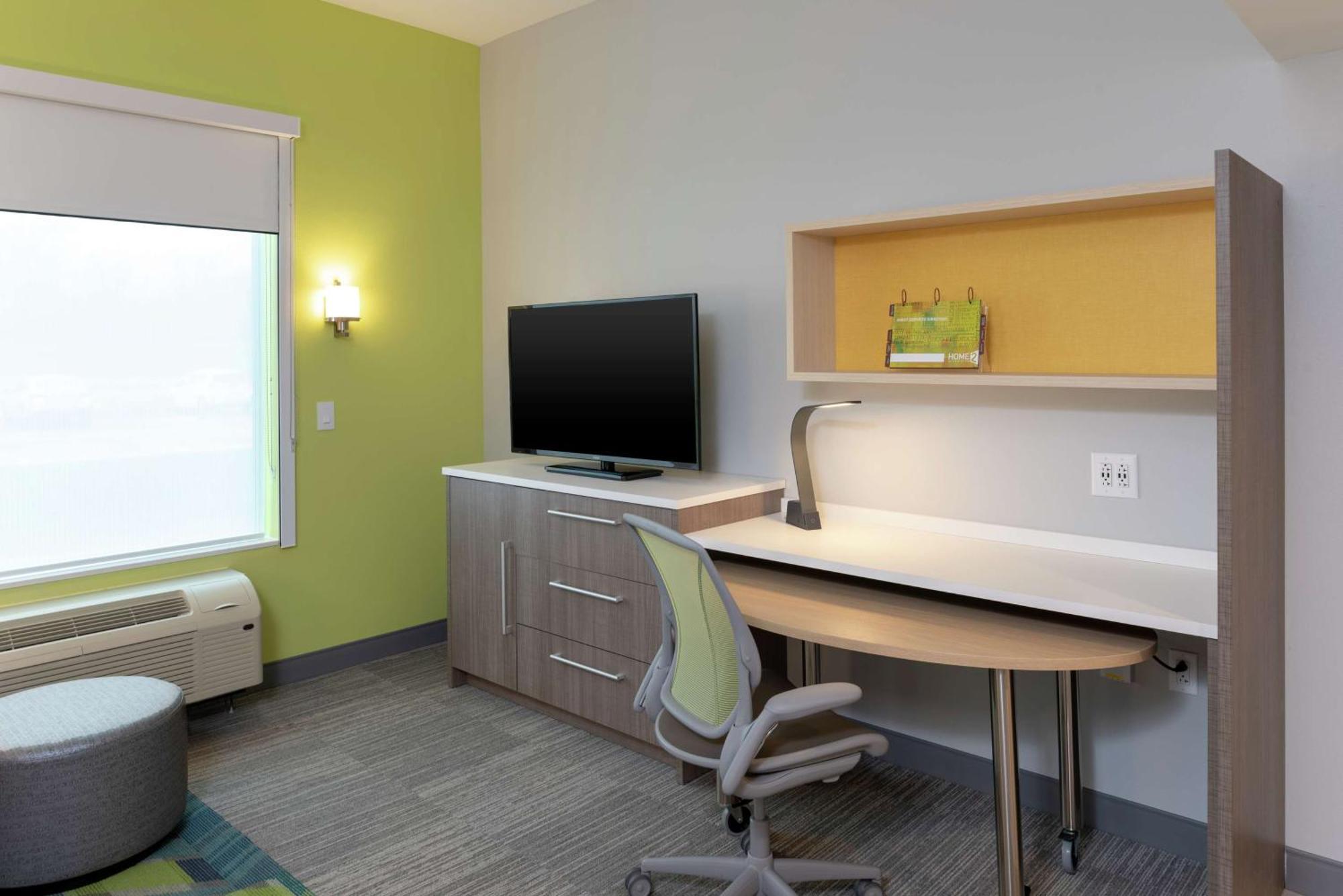 Hotel Home2 By Hilton Airport 3*