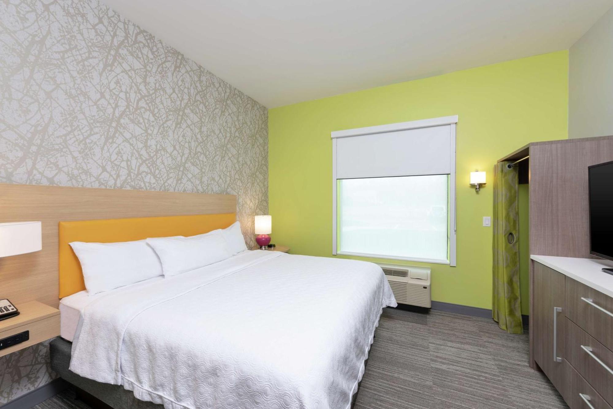 Home2 By Hilton Airport