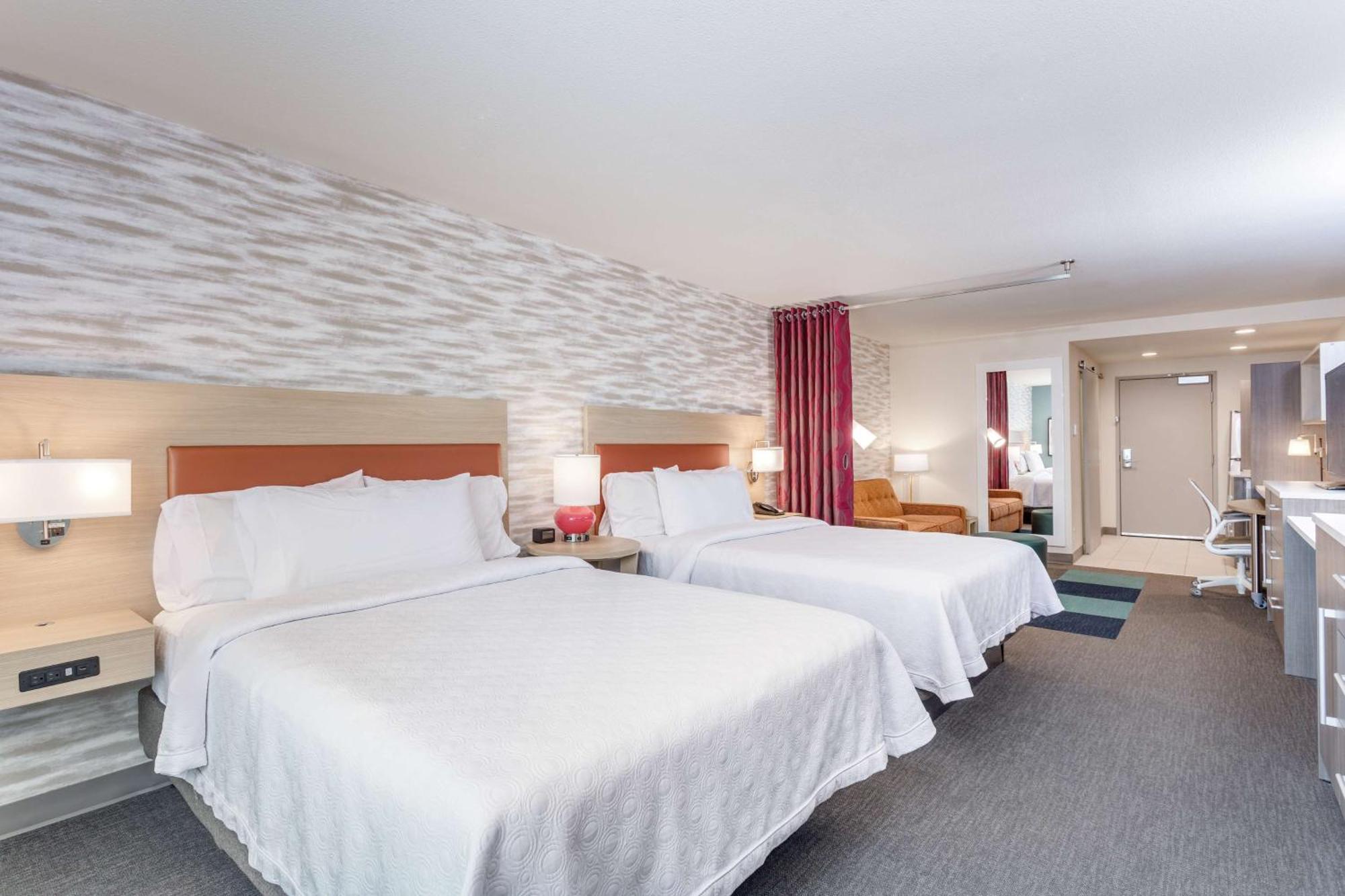 2 By Hilton Northwest 3* Indianapolis