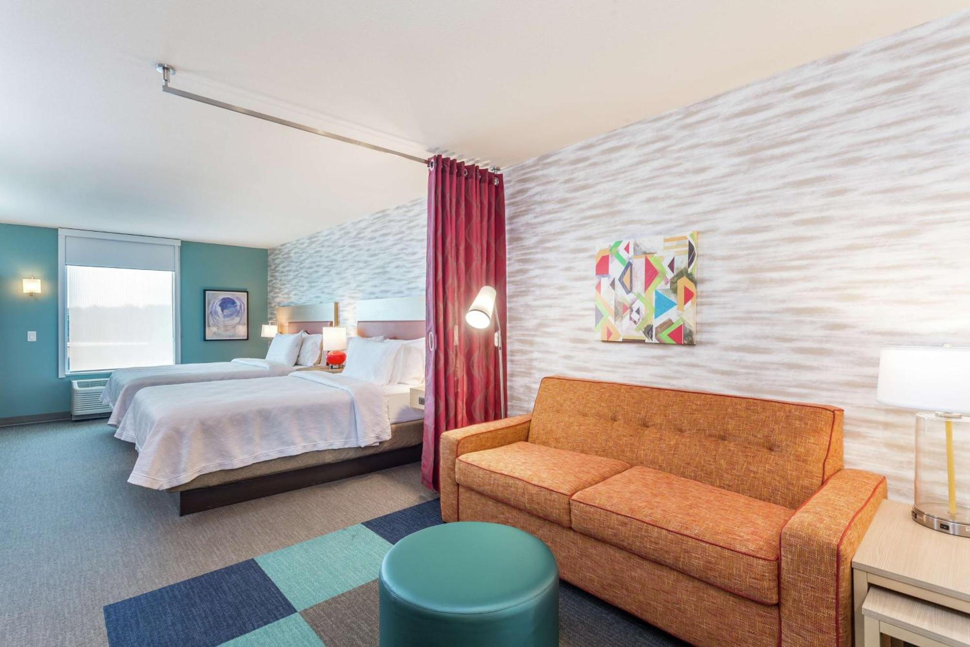 2 By Hilton Northwest 3*