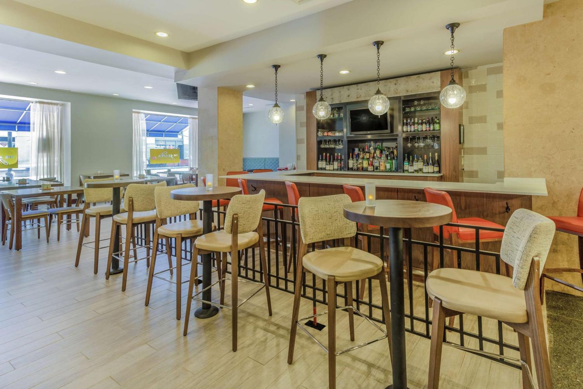 Hilton Garden Downtown Hotel