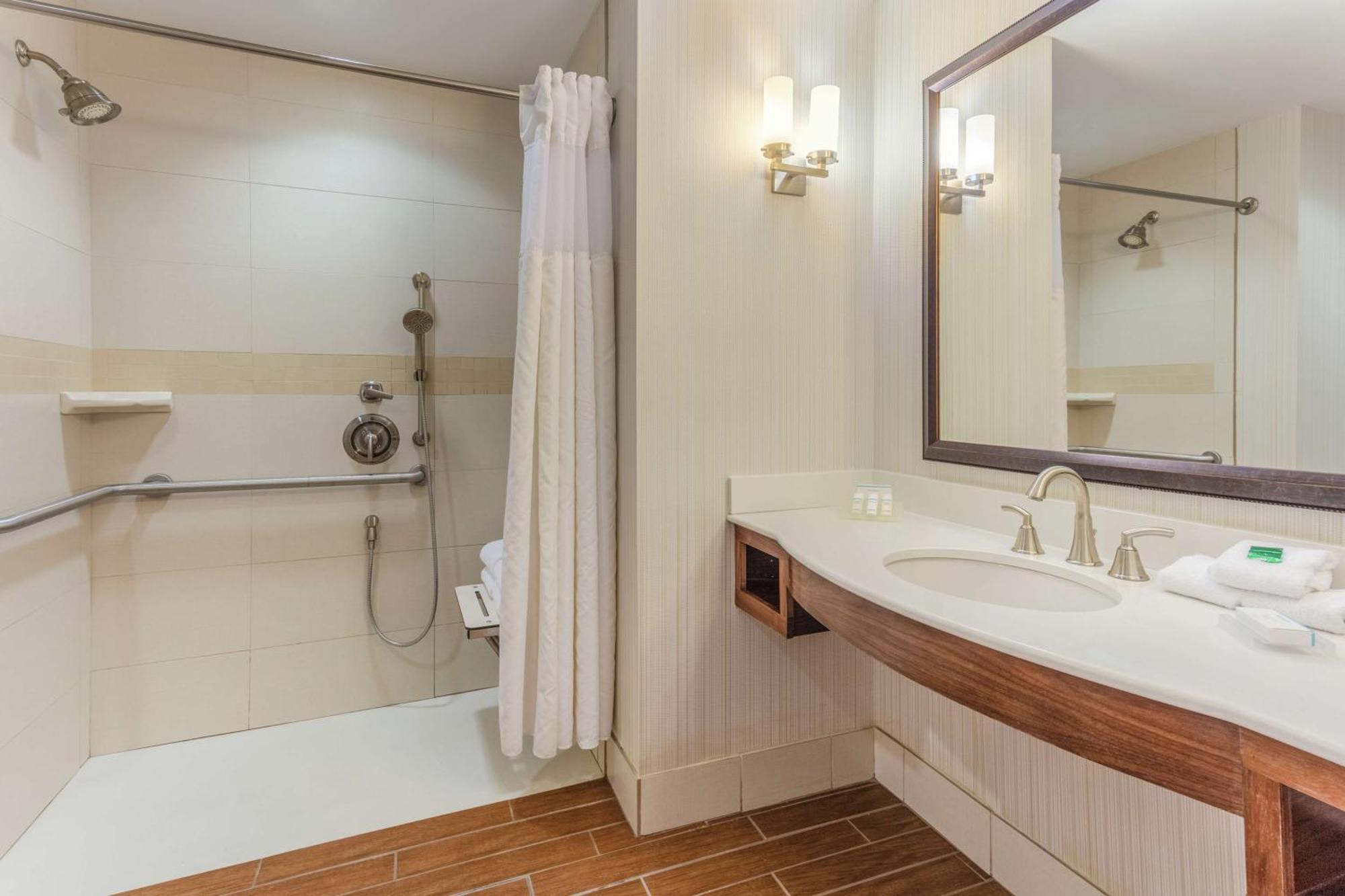 Hotel Hilton Garden Downtown 3*