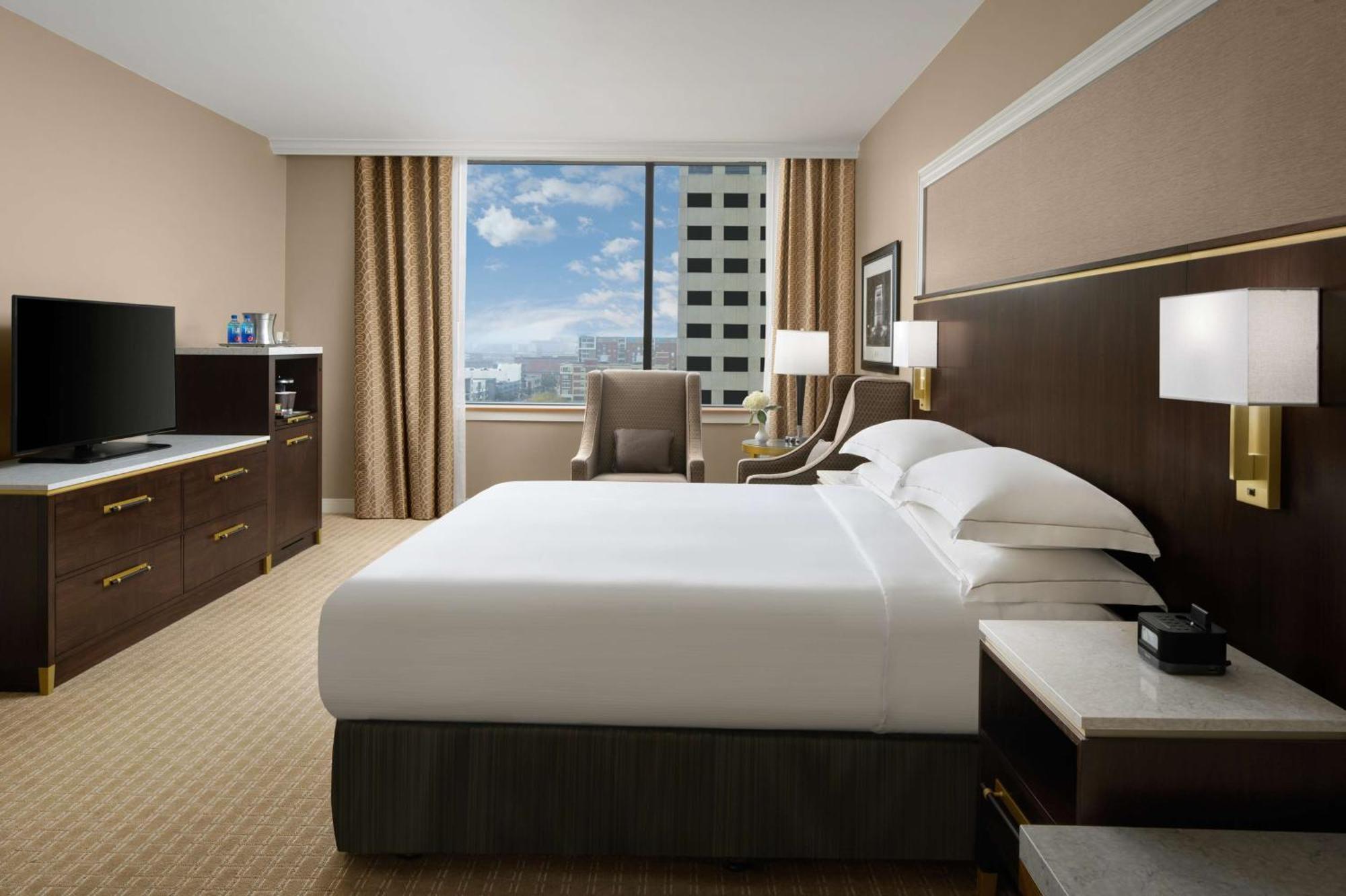 Hilton & 3* Indianapolis