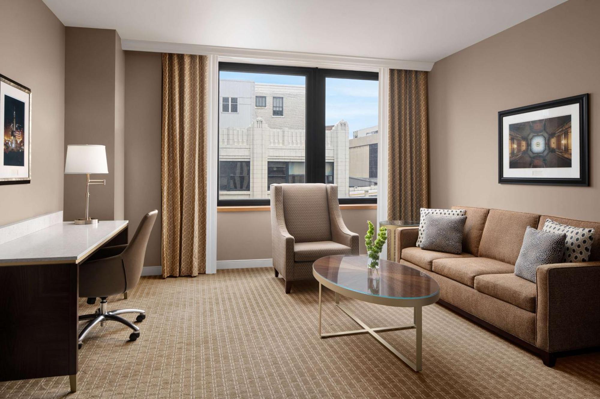Hilton & Hotel Indianapolis